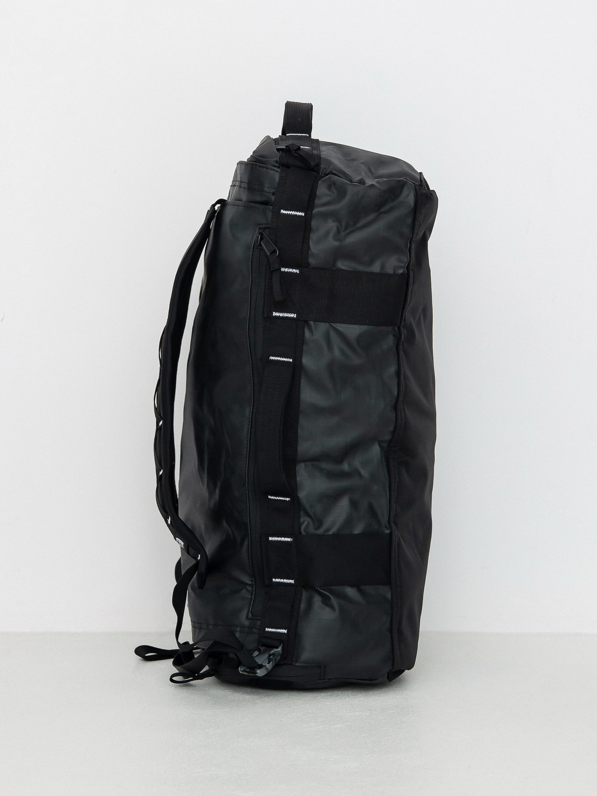 The North Face Base Camp Voyager Duffel 32L Táska (tnf black/tnf white)