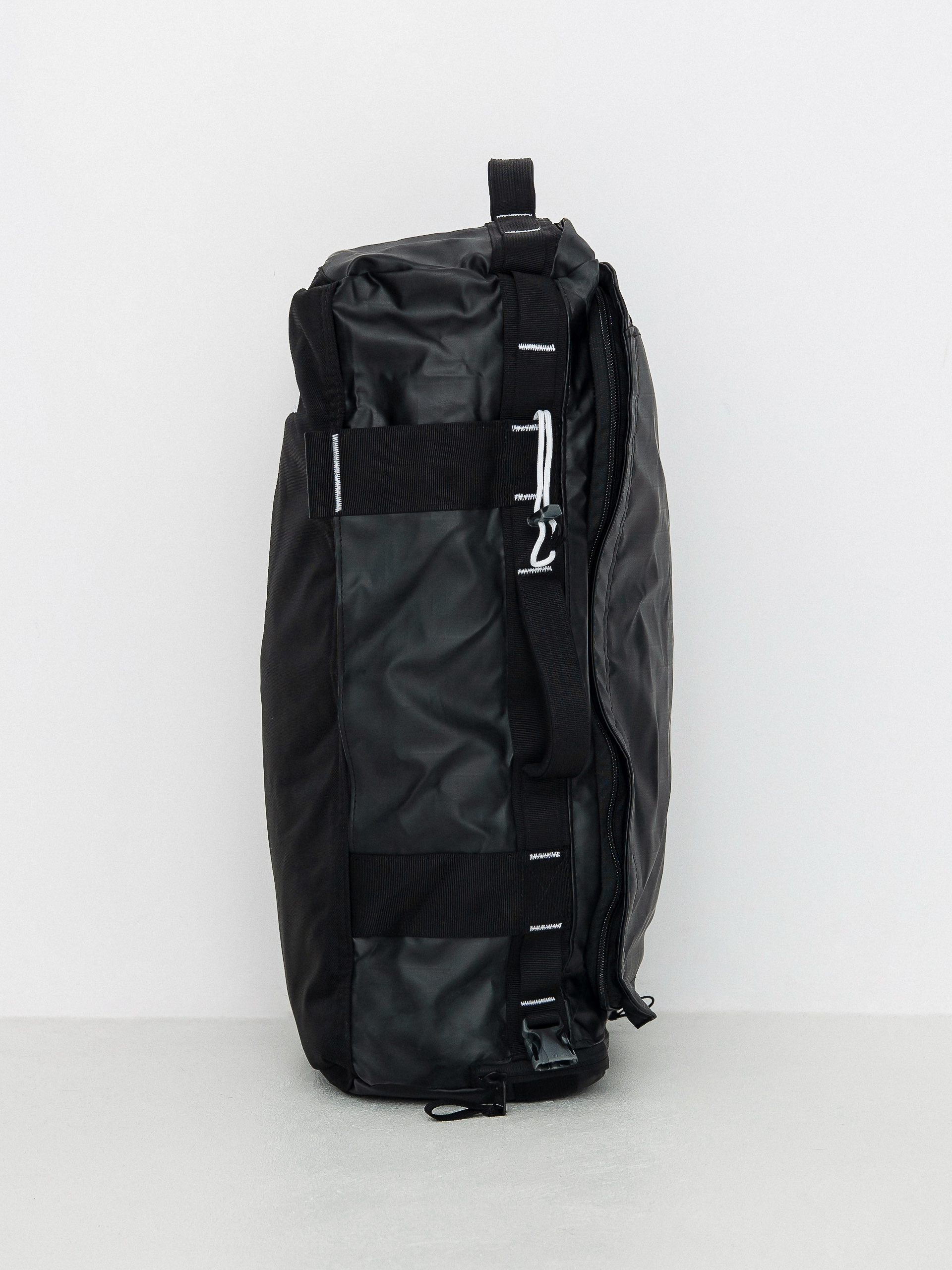 The North Face Base Camp Voyager Duffel 32L Táska (tnf black/tnf white)