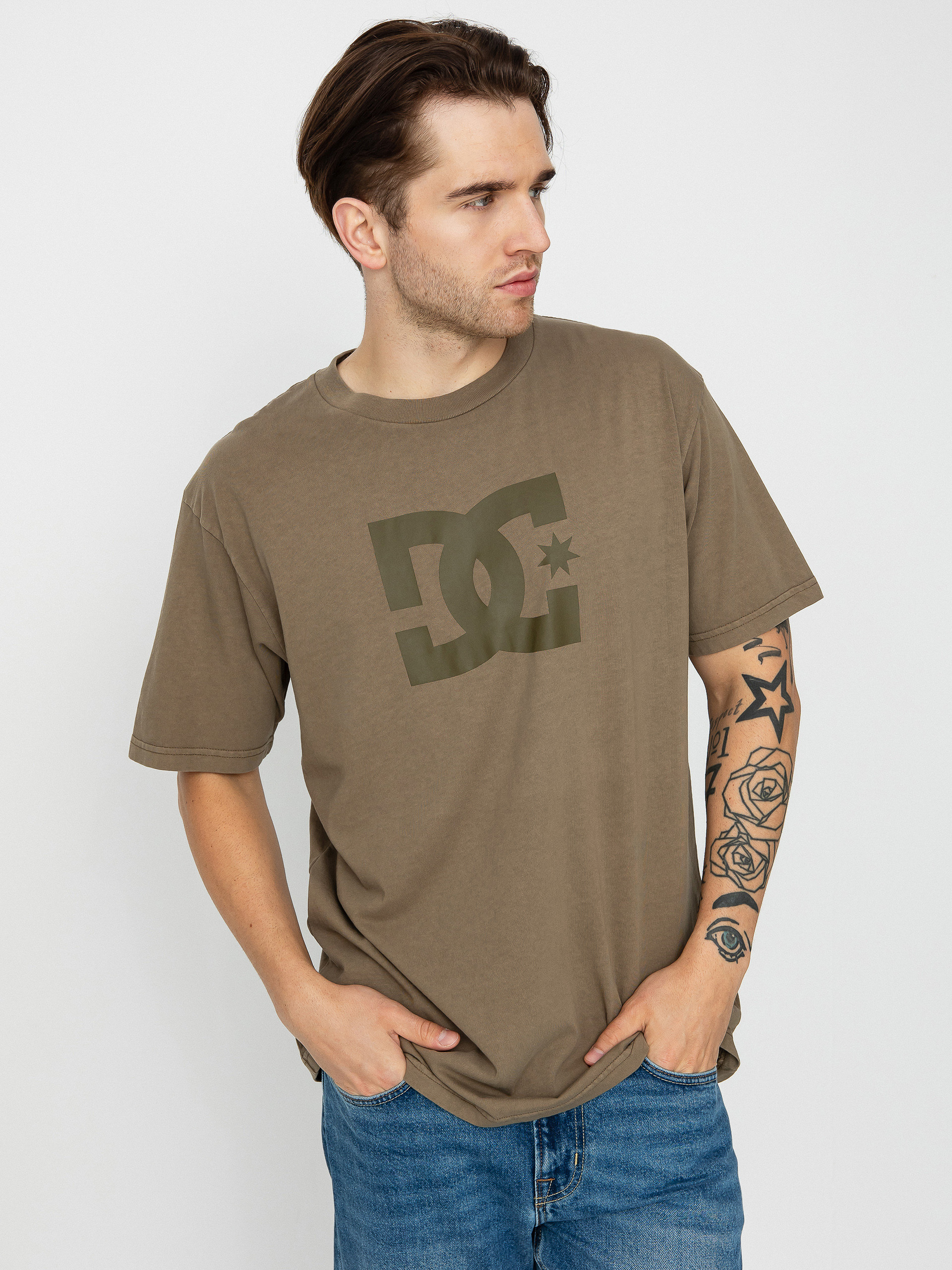 DC Star Pigment Dye póló (capers enzyme wash)