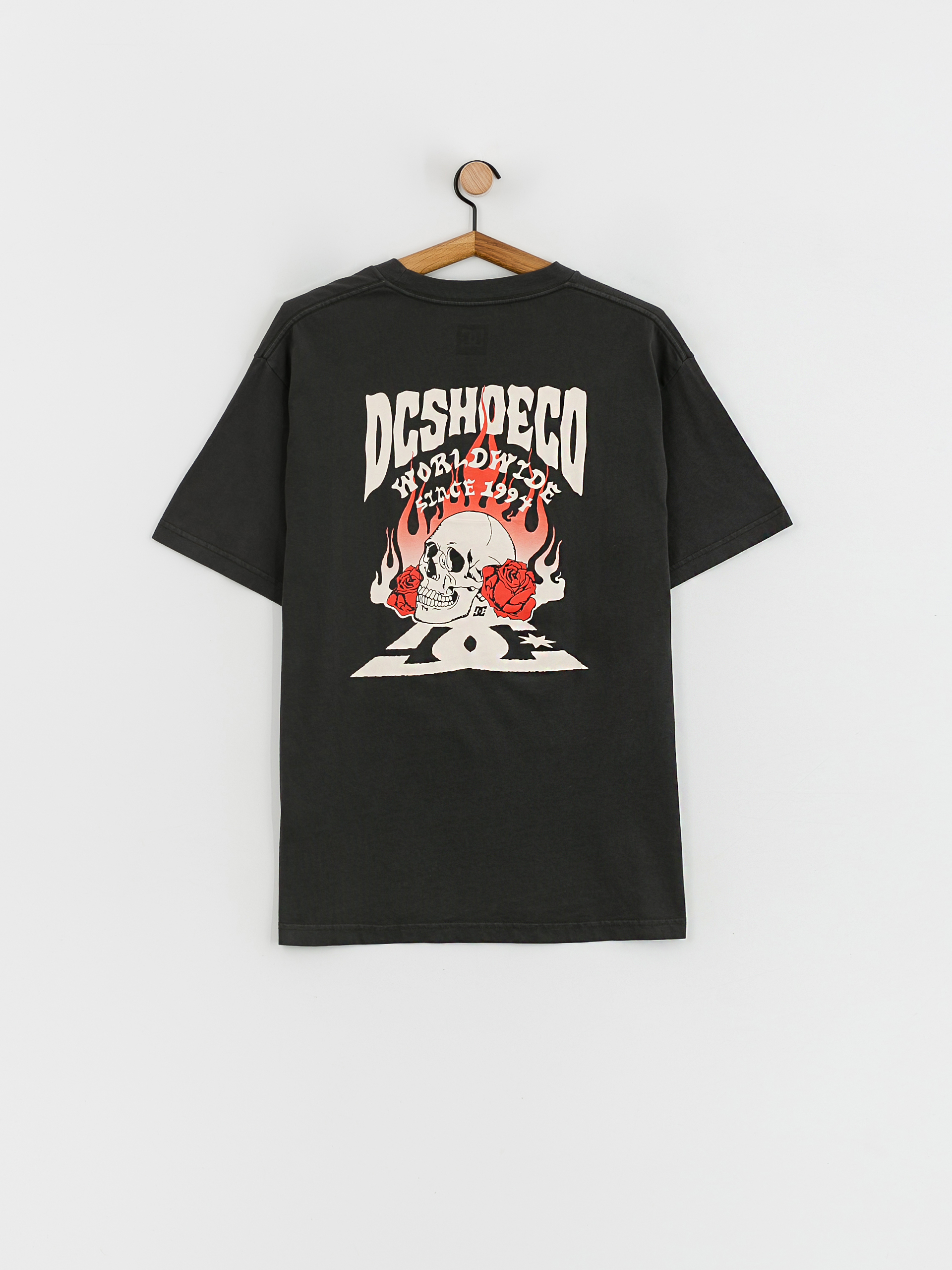DC Defiant póló (pirate black enzyme)