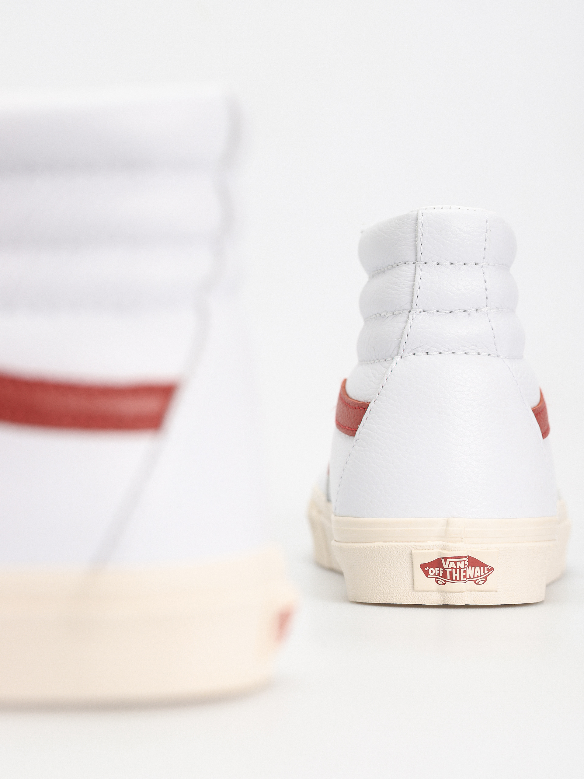 Vans Sk8 Hi Cipők (vintage pop red)