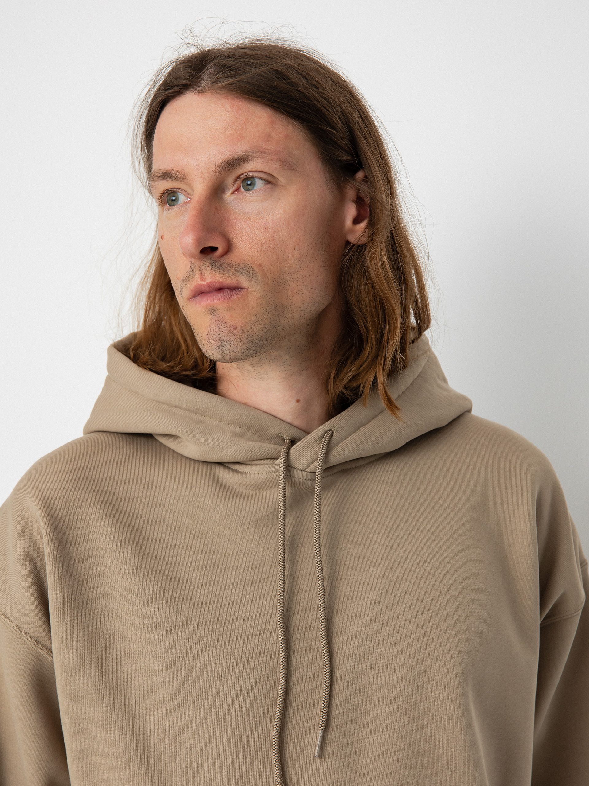 Nike SB Dstrtd Glmr GFX Pulóver (khaki)