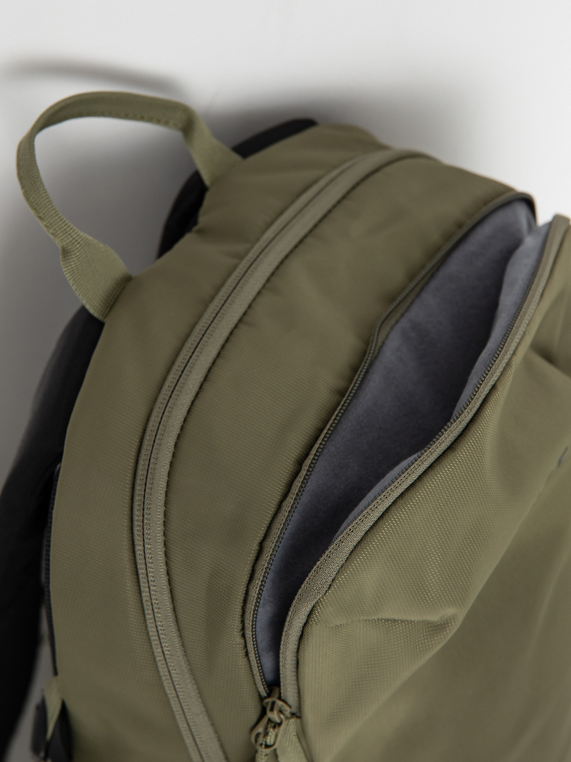 Burton Day Hiker 22L Hátizsák (forest moss)