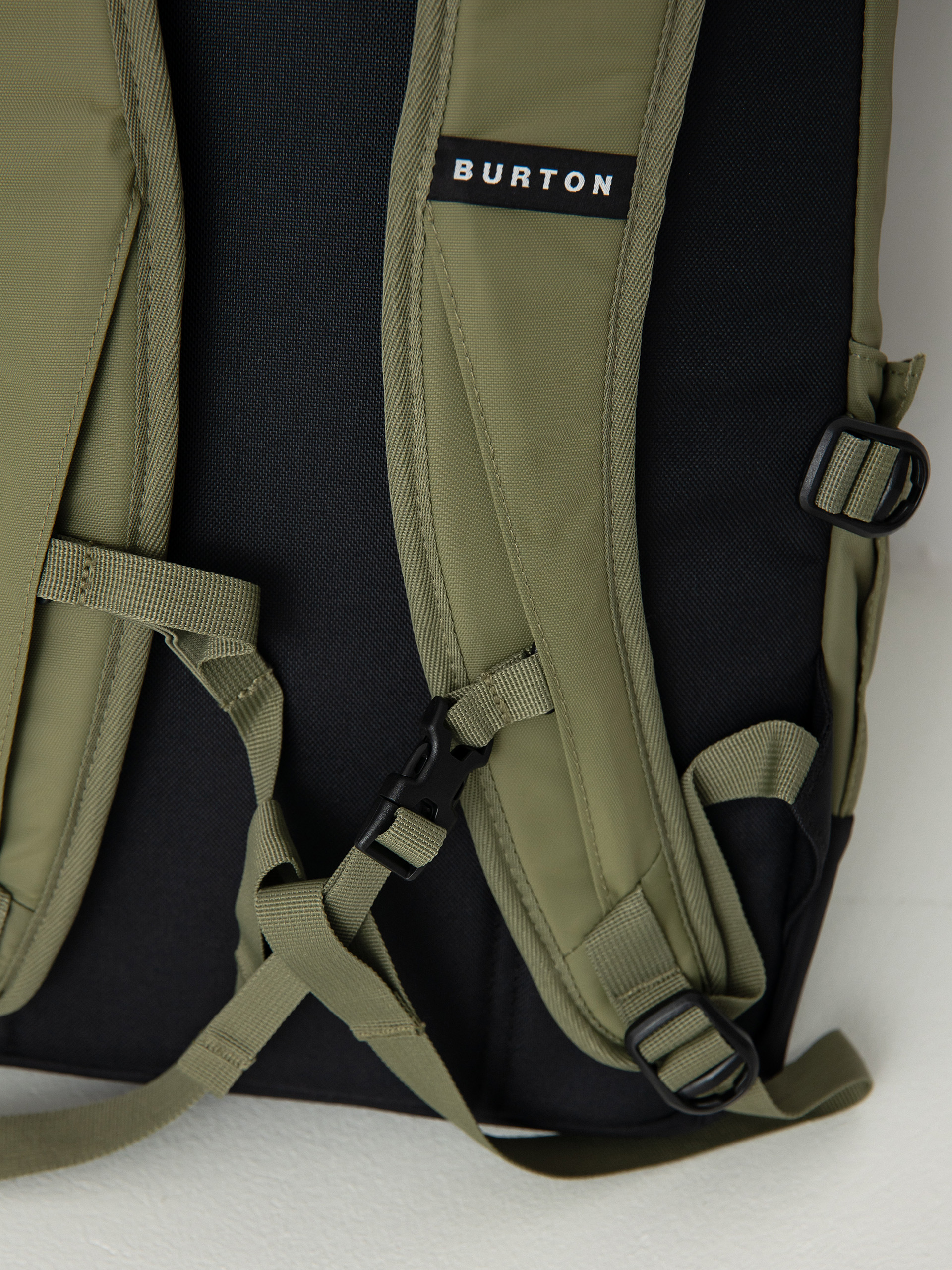 Burton Tinder 2.0 30L Hátizsák (forest moss)