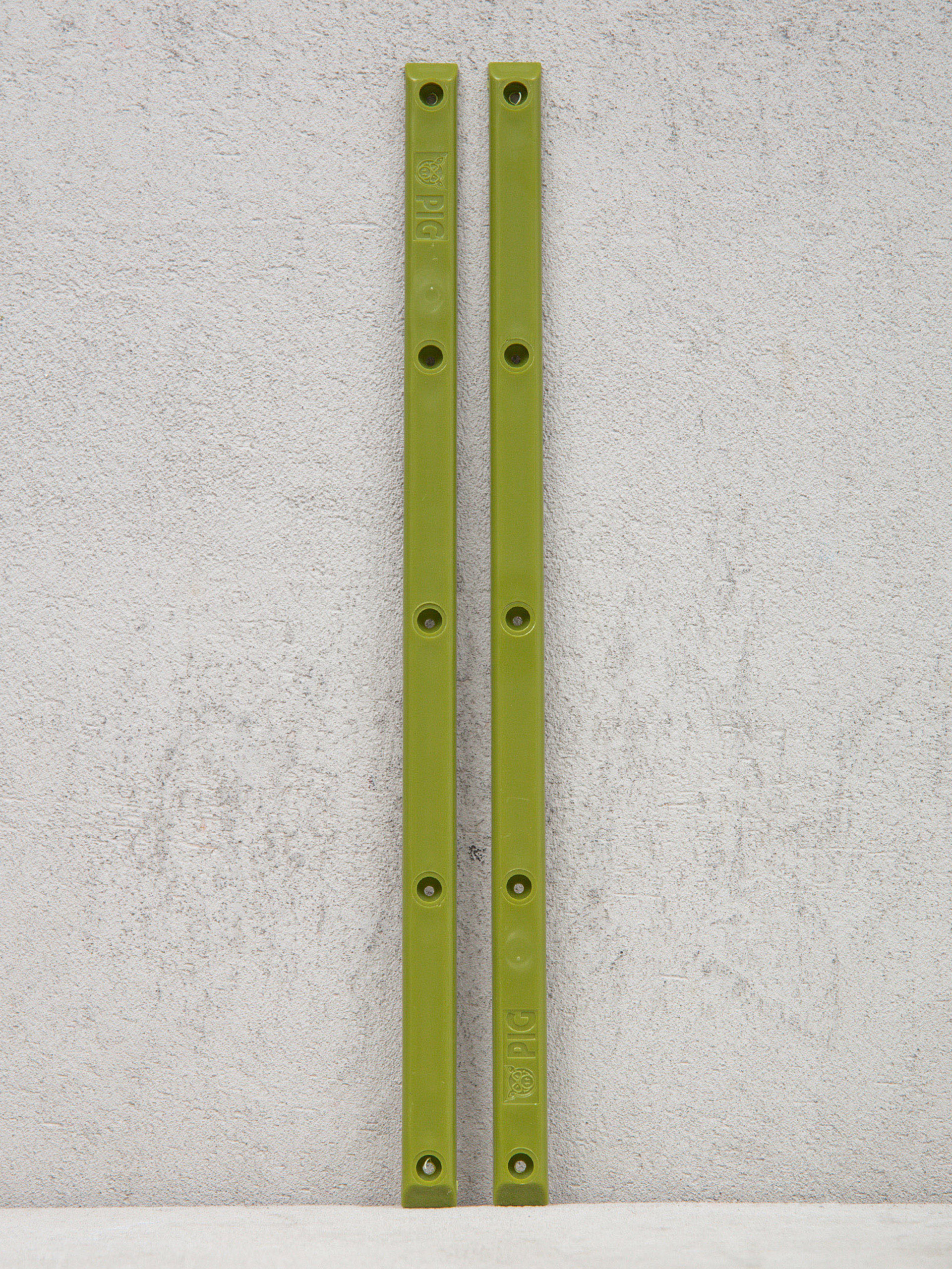 Pig  Rails  (olive)