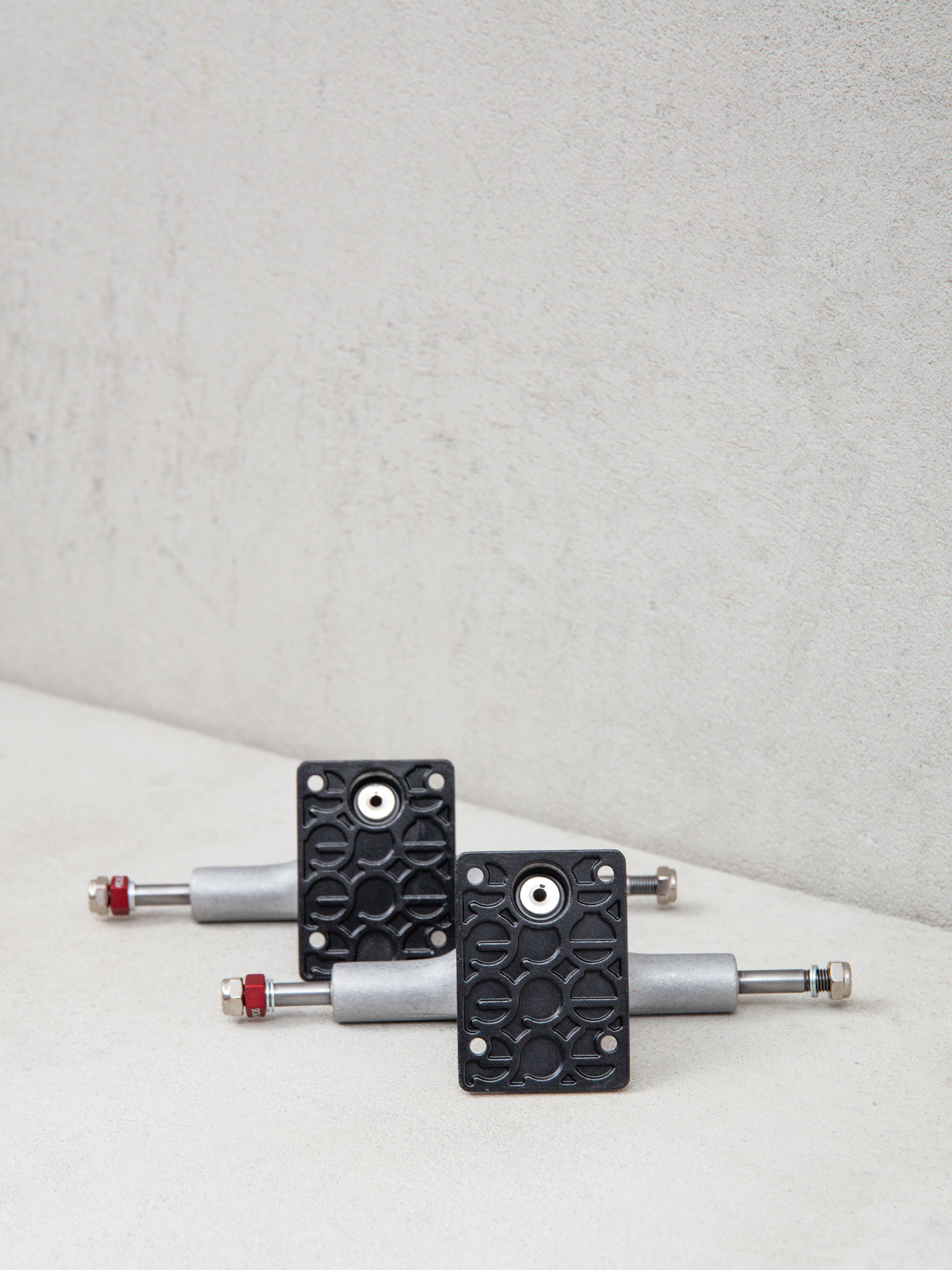 Ace Hollow Theories Gördeszka felfüggesztés (raw/black)