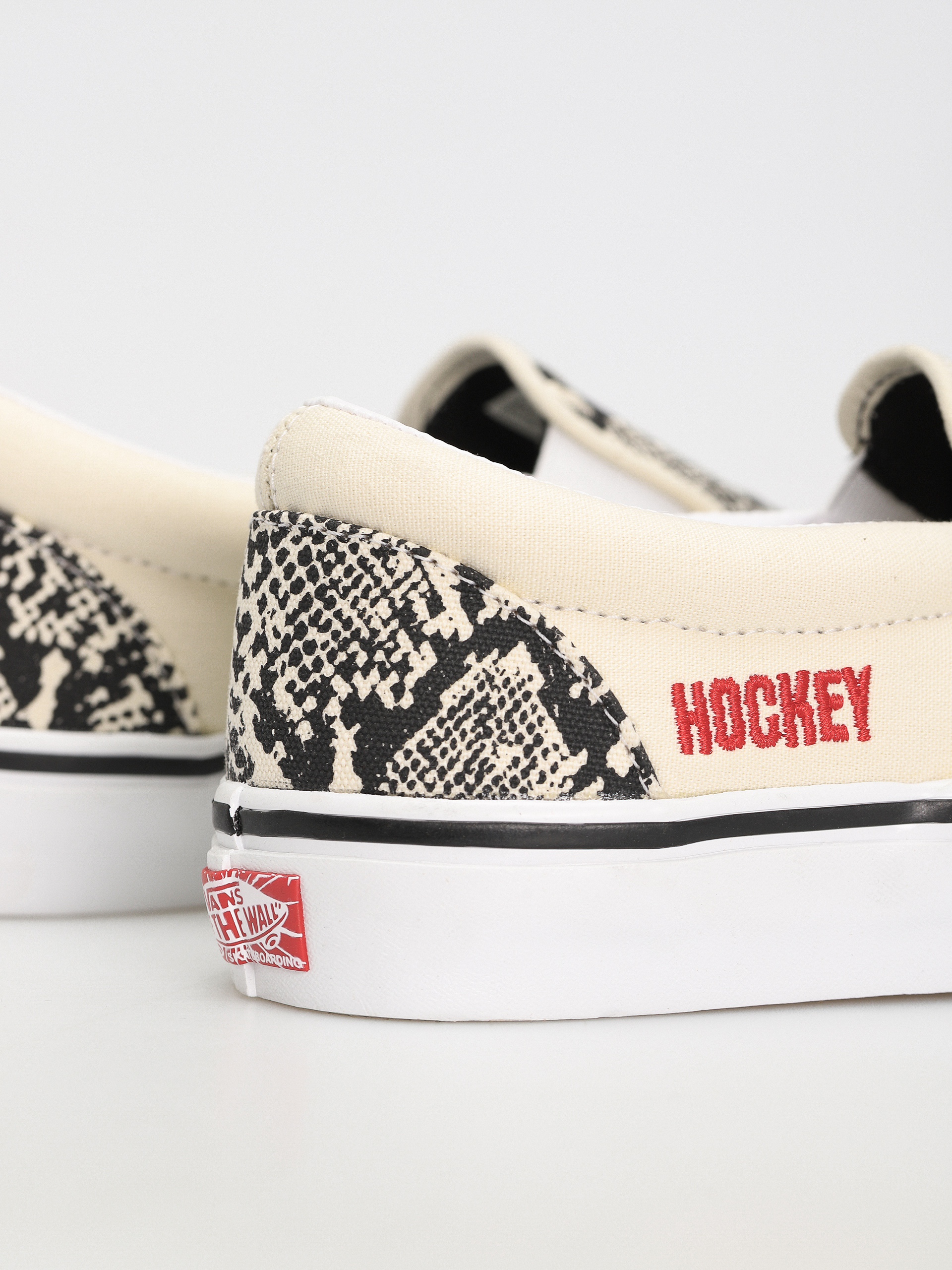 Vans X Hockey Skate Slip On Cipők (hockey skateboards snake skin)