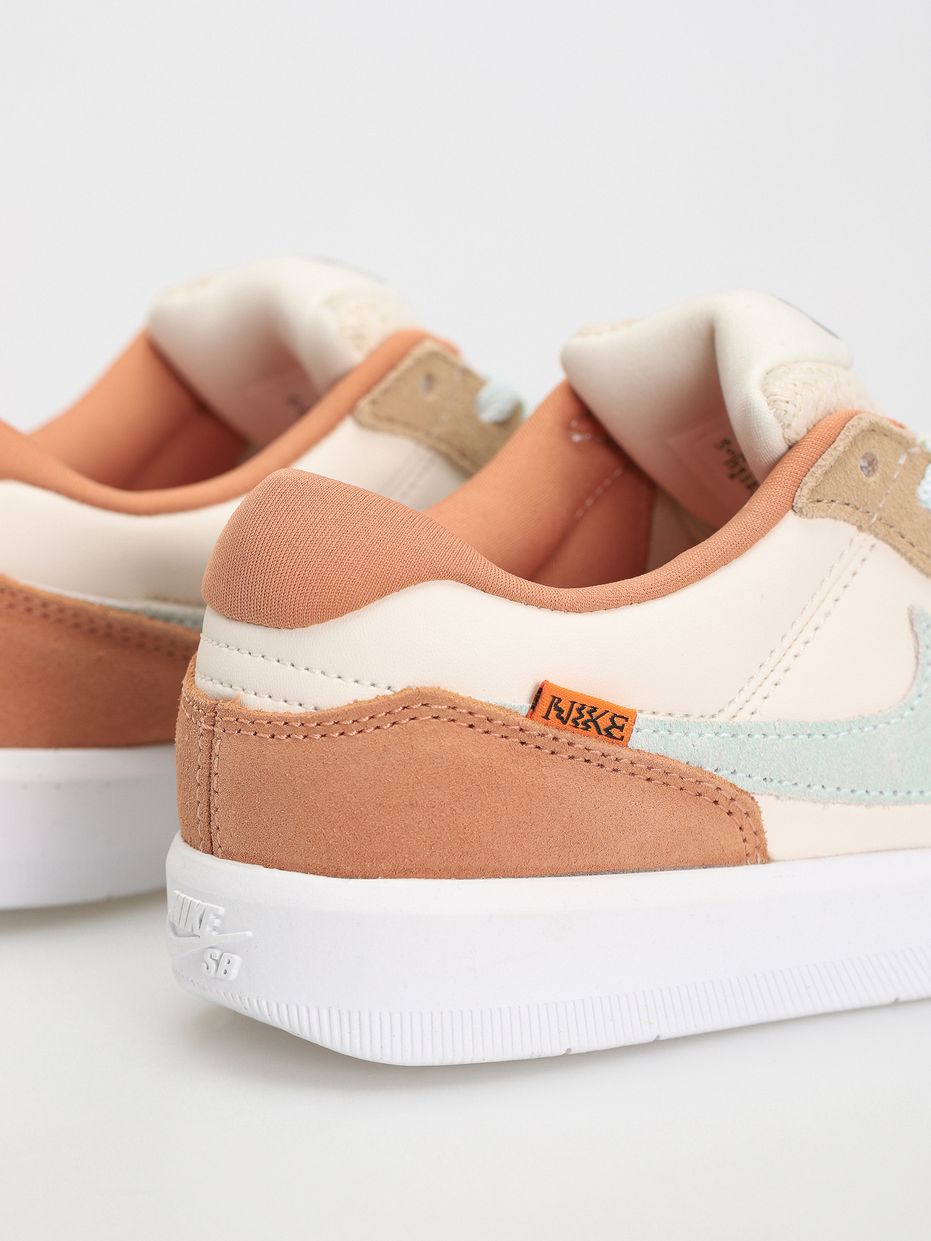 Nike SB Force 58 Cipők (pale ivory/jade ice white hemp)