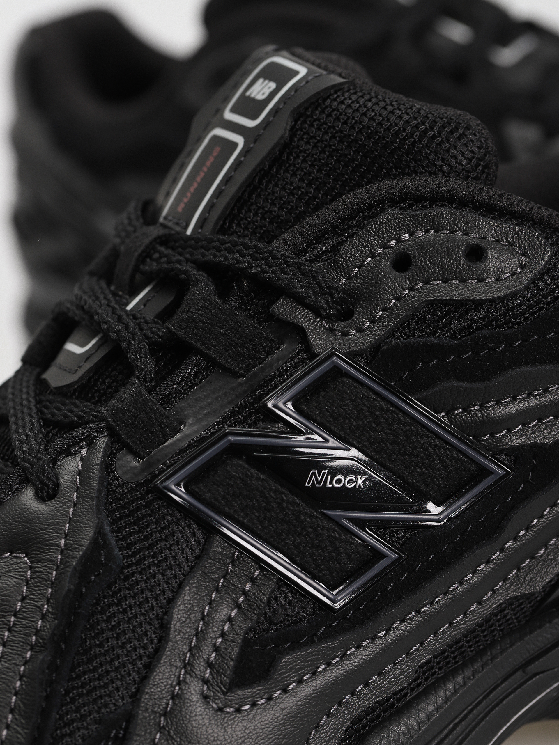 New Balance 1906 Cipők (black)