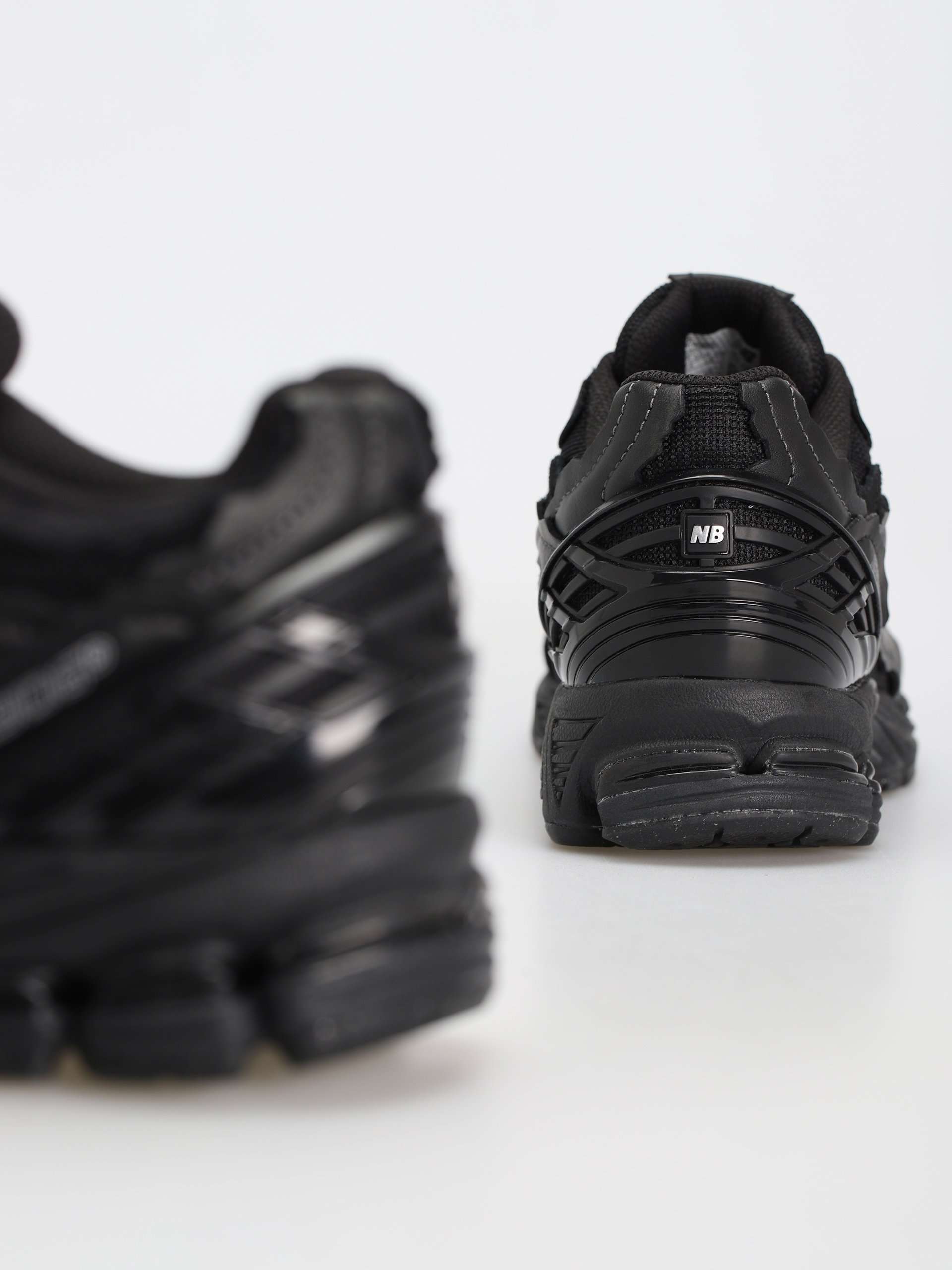 New Balance 1906 Cipők (black)