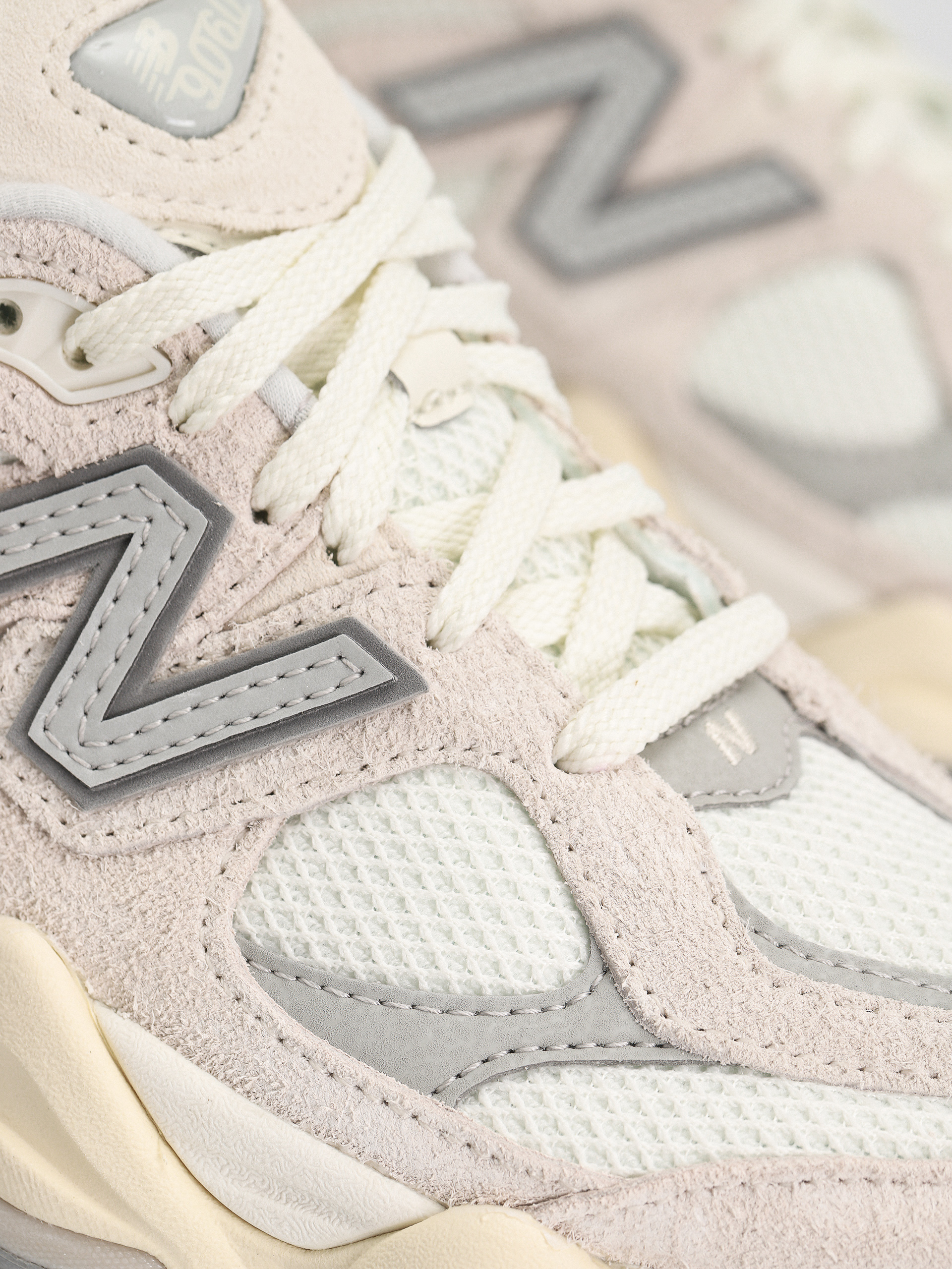 New Balance 9060 Cipők (sea salt)