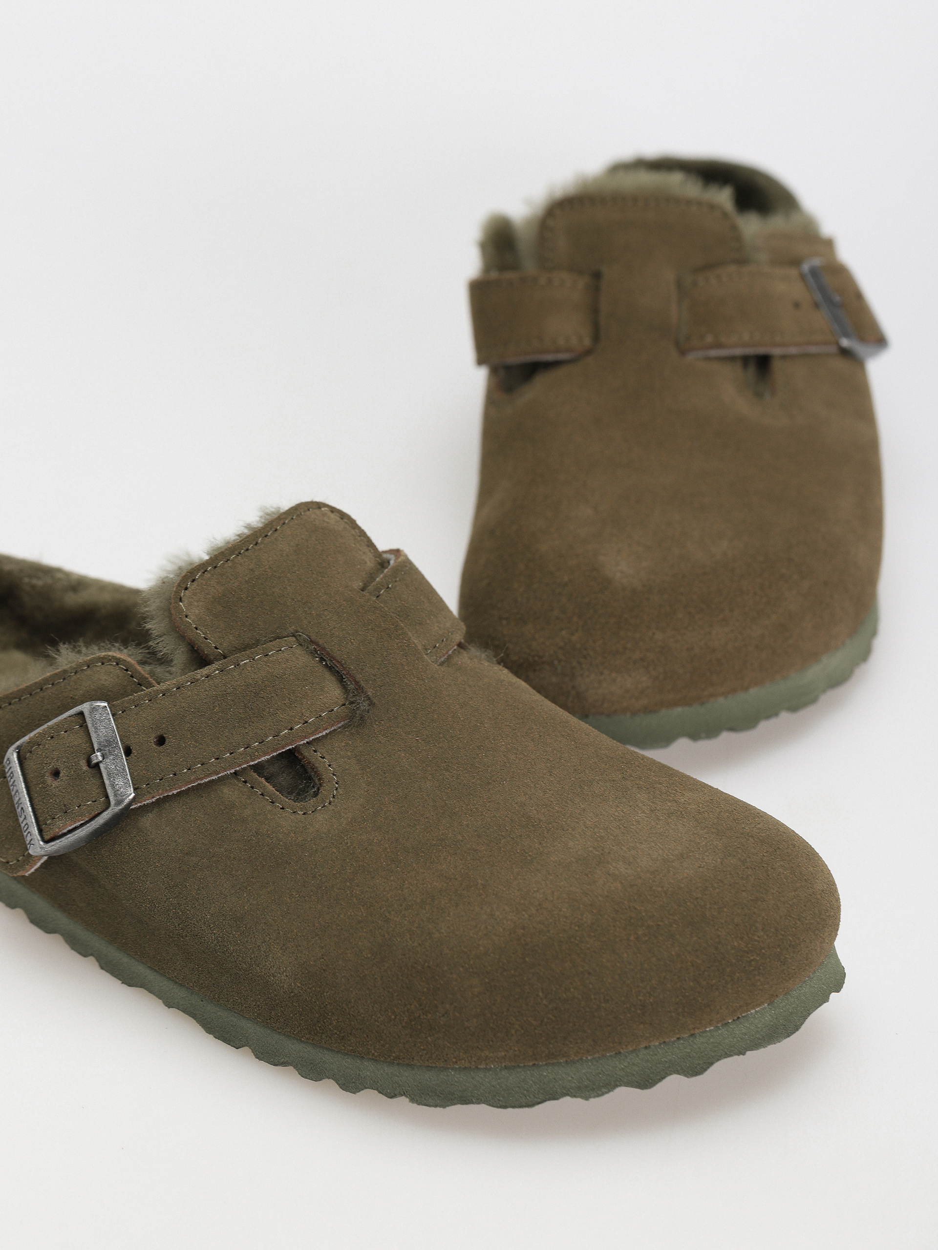 Birkenstock Boston Suede Leather Narrow Flip-flop papucsok Wmn (thyme)