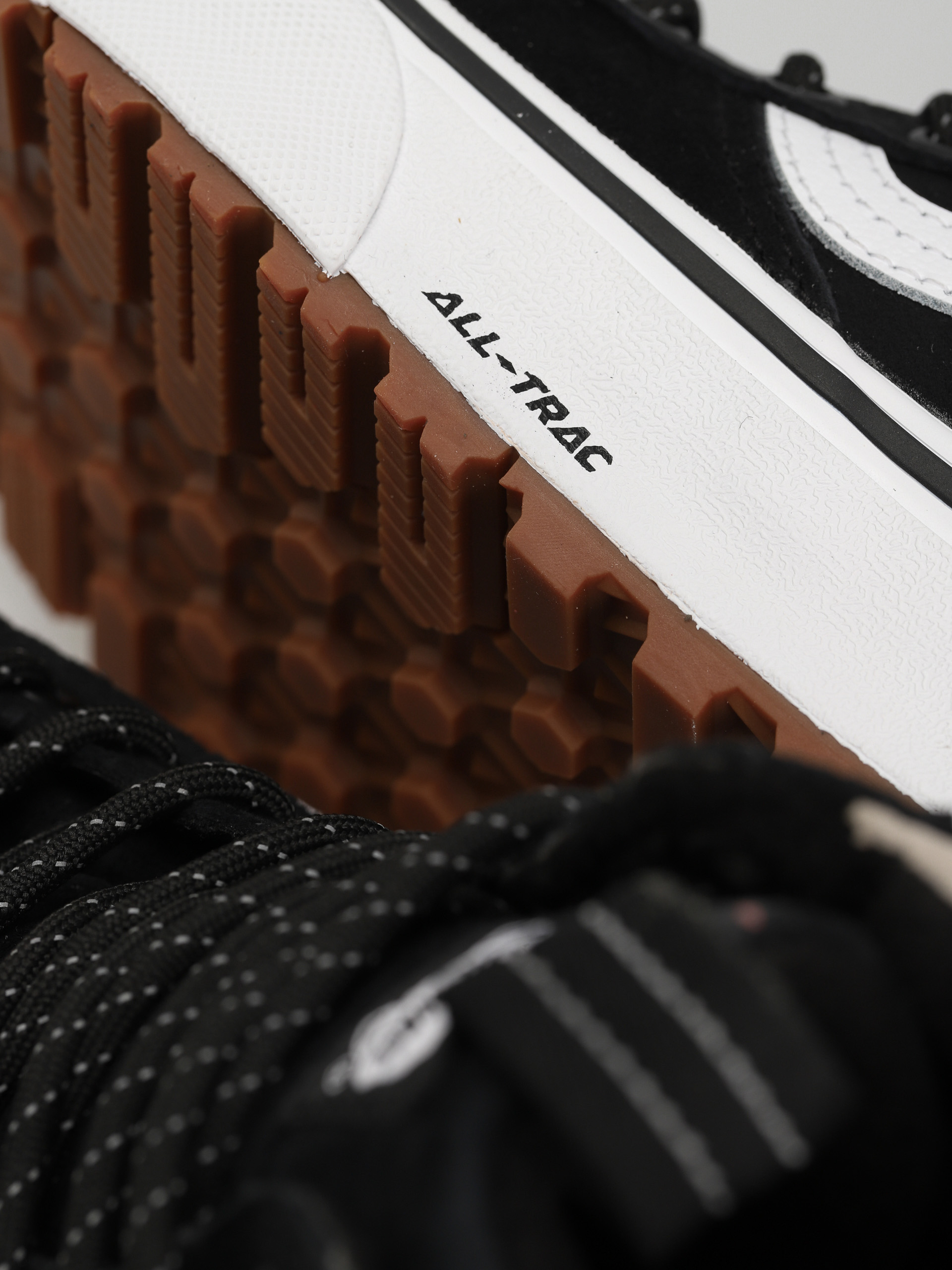 Vans Sk8 Hi Mte 2 Cipők (2 tone utility black/khaki)