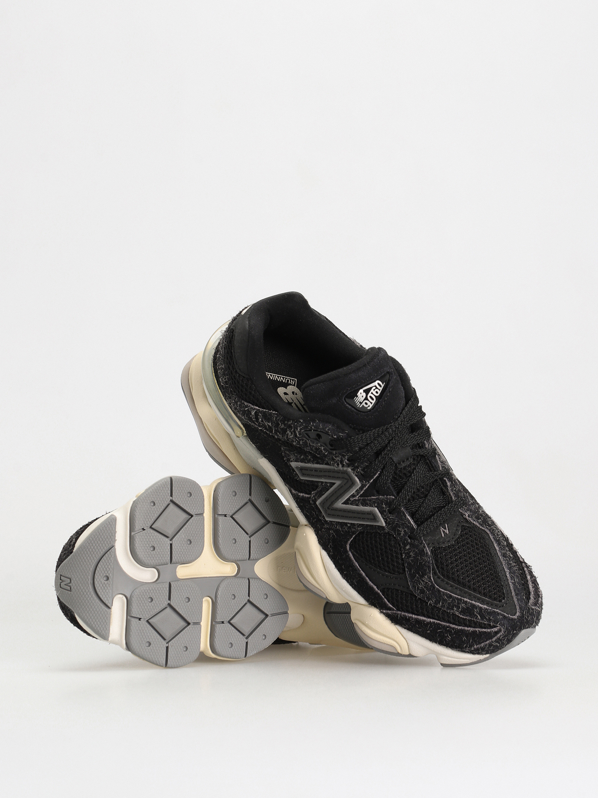 New Balance 9060 Cipők (black)