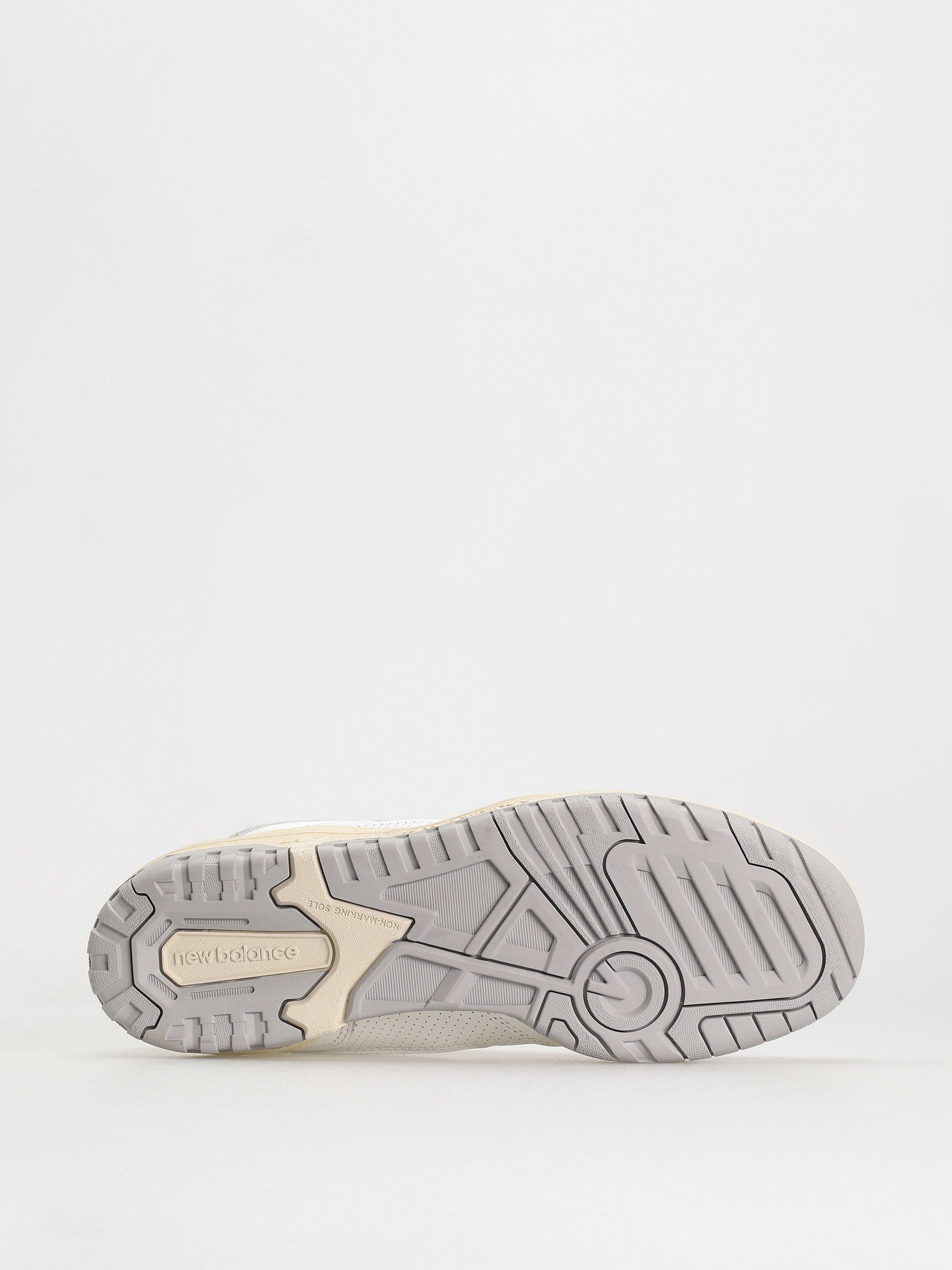 New Balance 550 Cipők (white/timberwolf/raincloud)