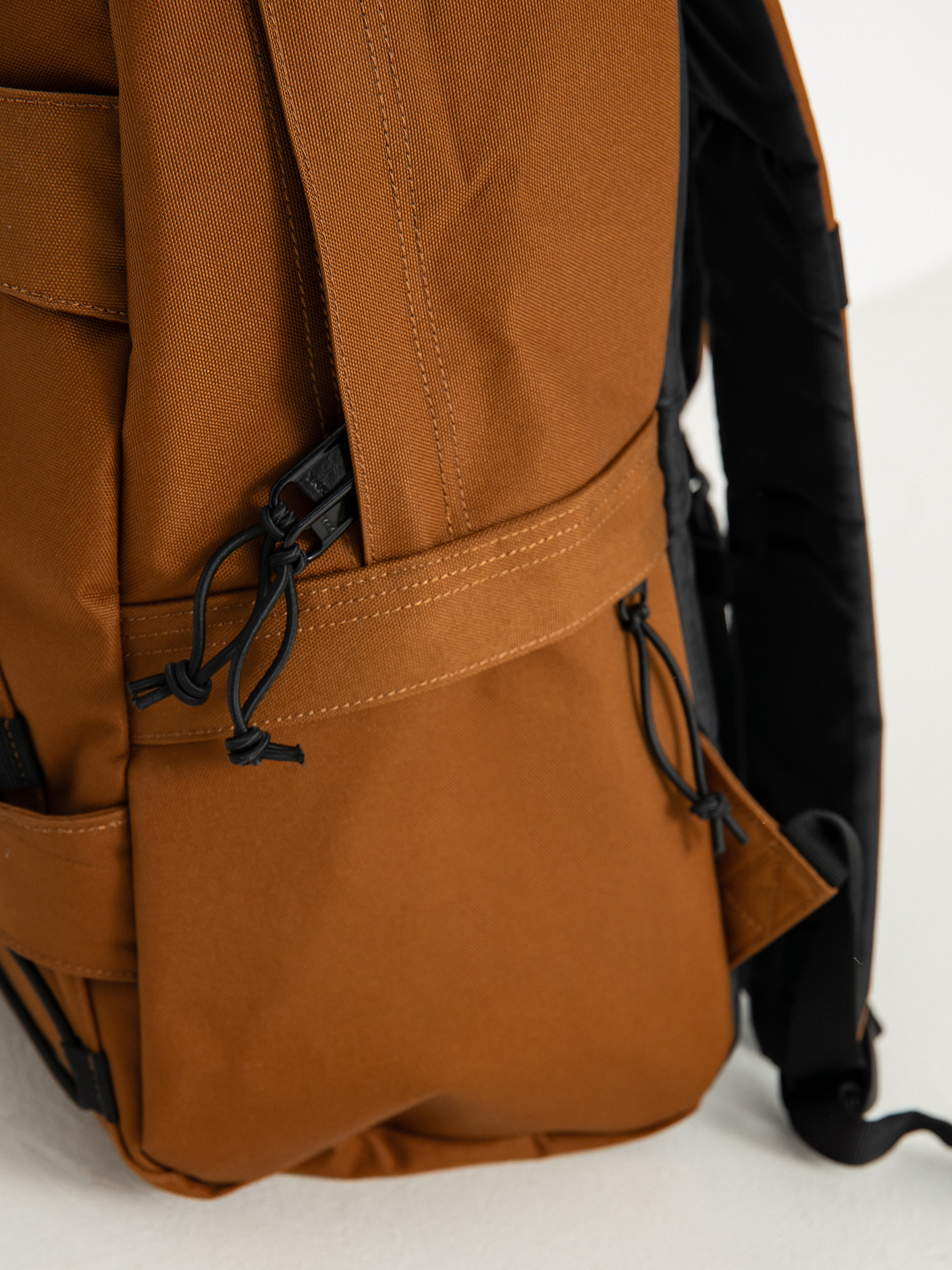 Carhartt WIP Kickflip Hátizsák (deep h brown)