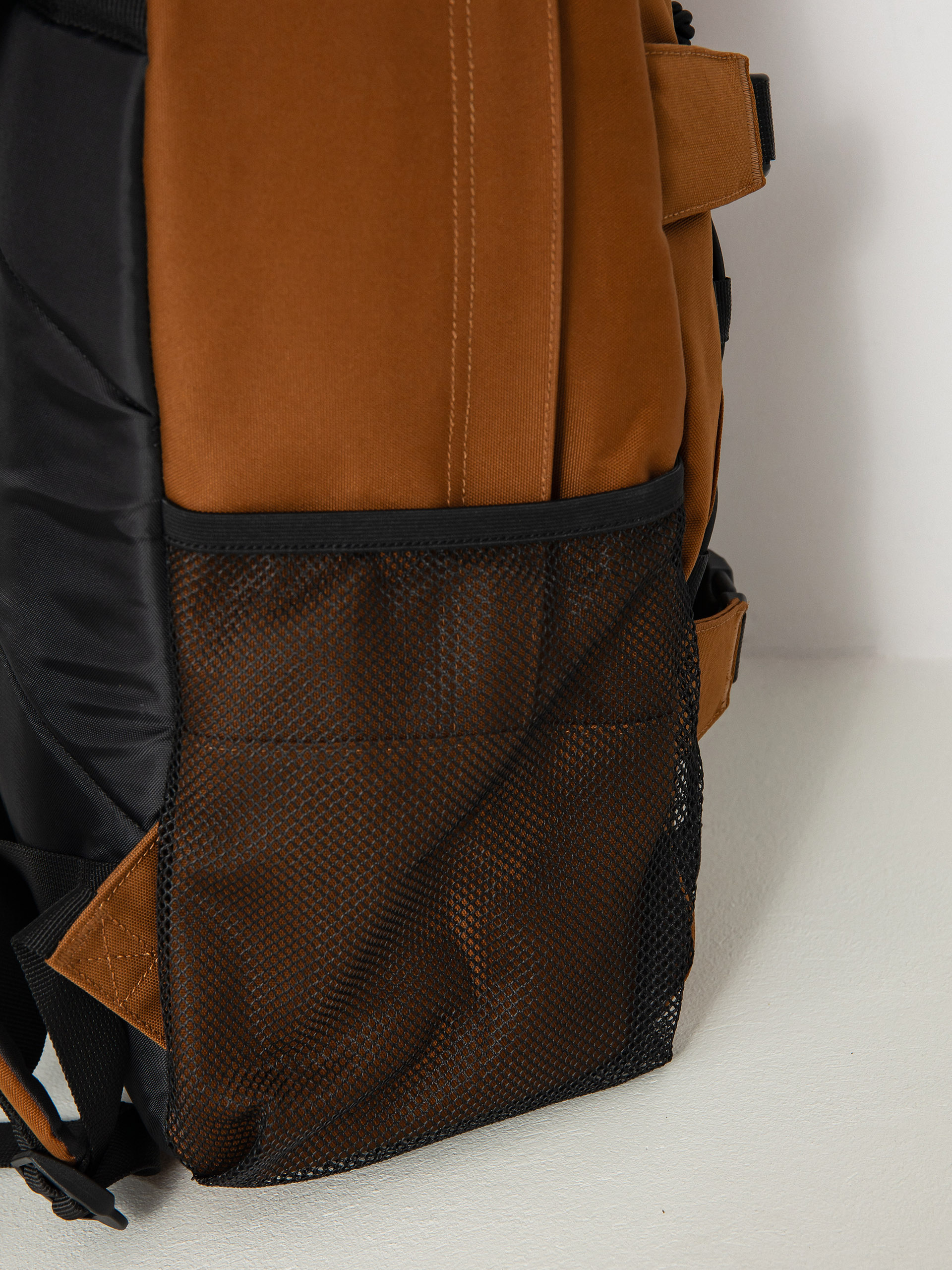 Carhartt WIP Kickflip Hátizsák (deep h brown)