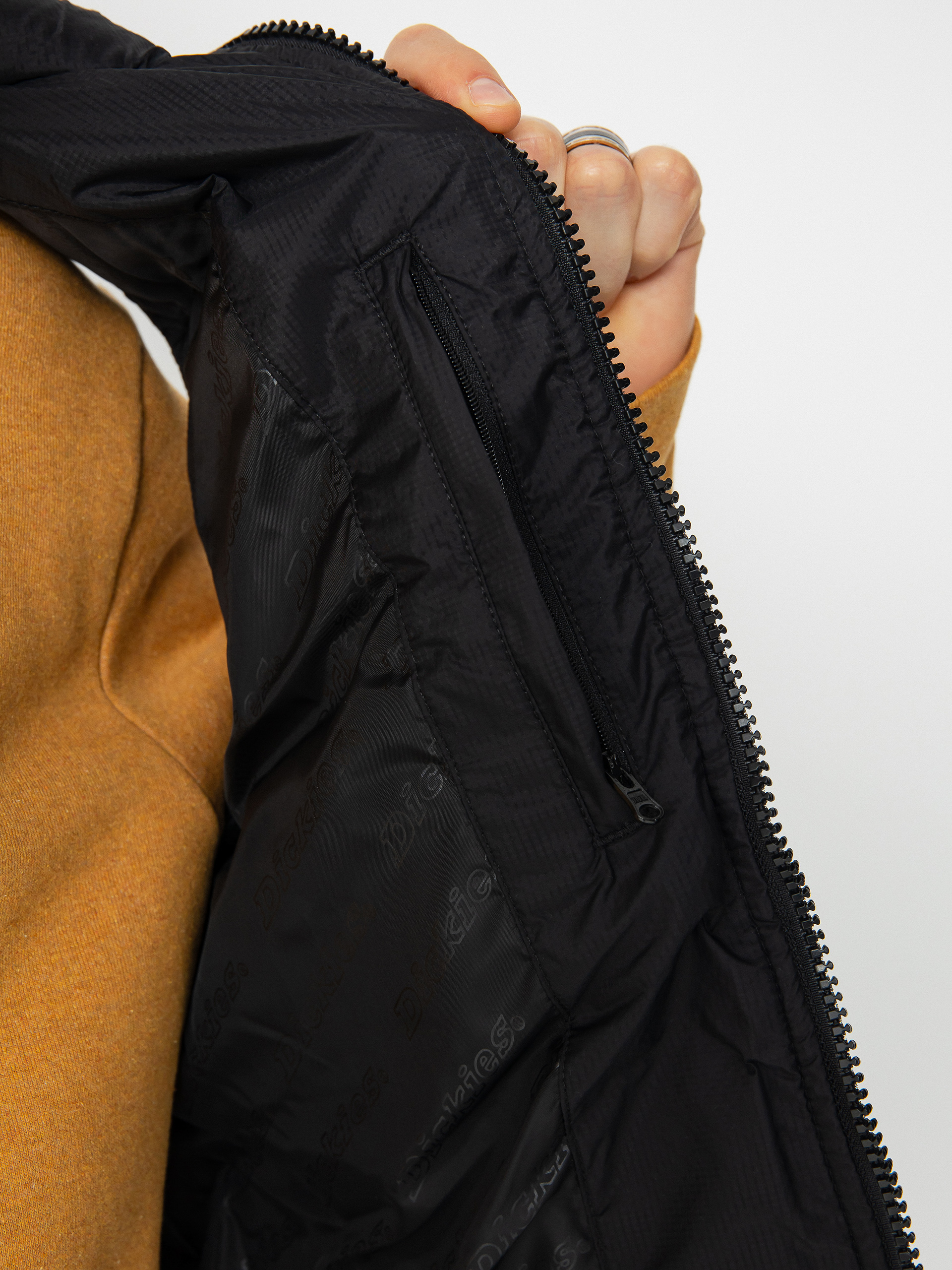 Dickies Waldenburg Mellény (black)