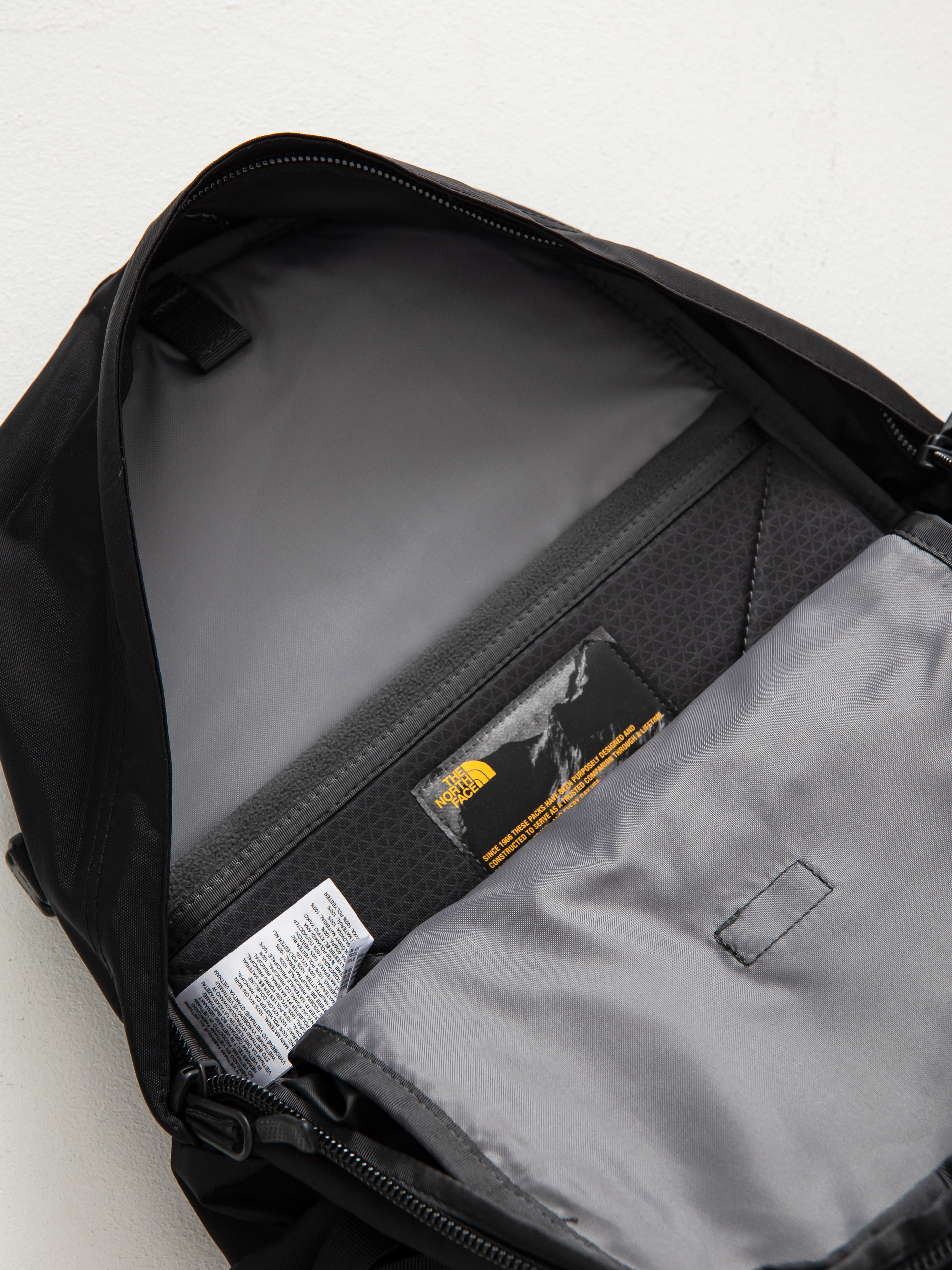 The North Face Hot Shot Se Hátizsák (tnf black/tnf white)