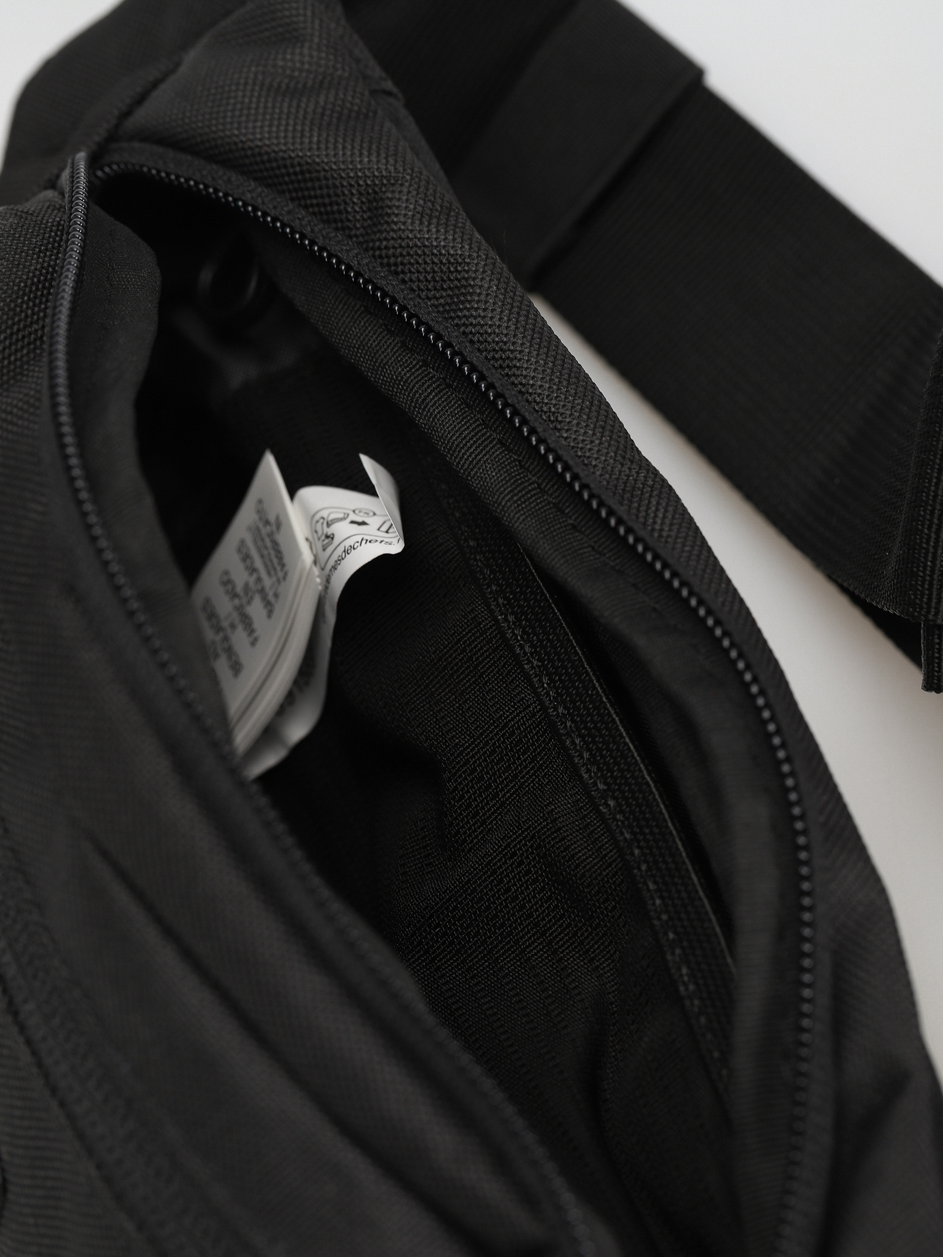 DC Tussler 4 Övtáska (black)