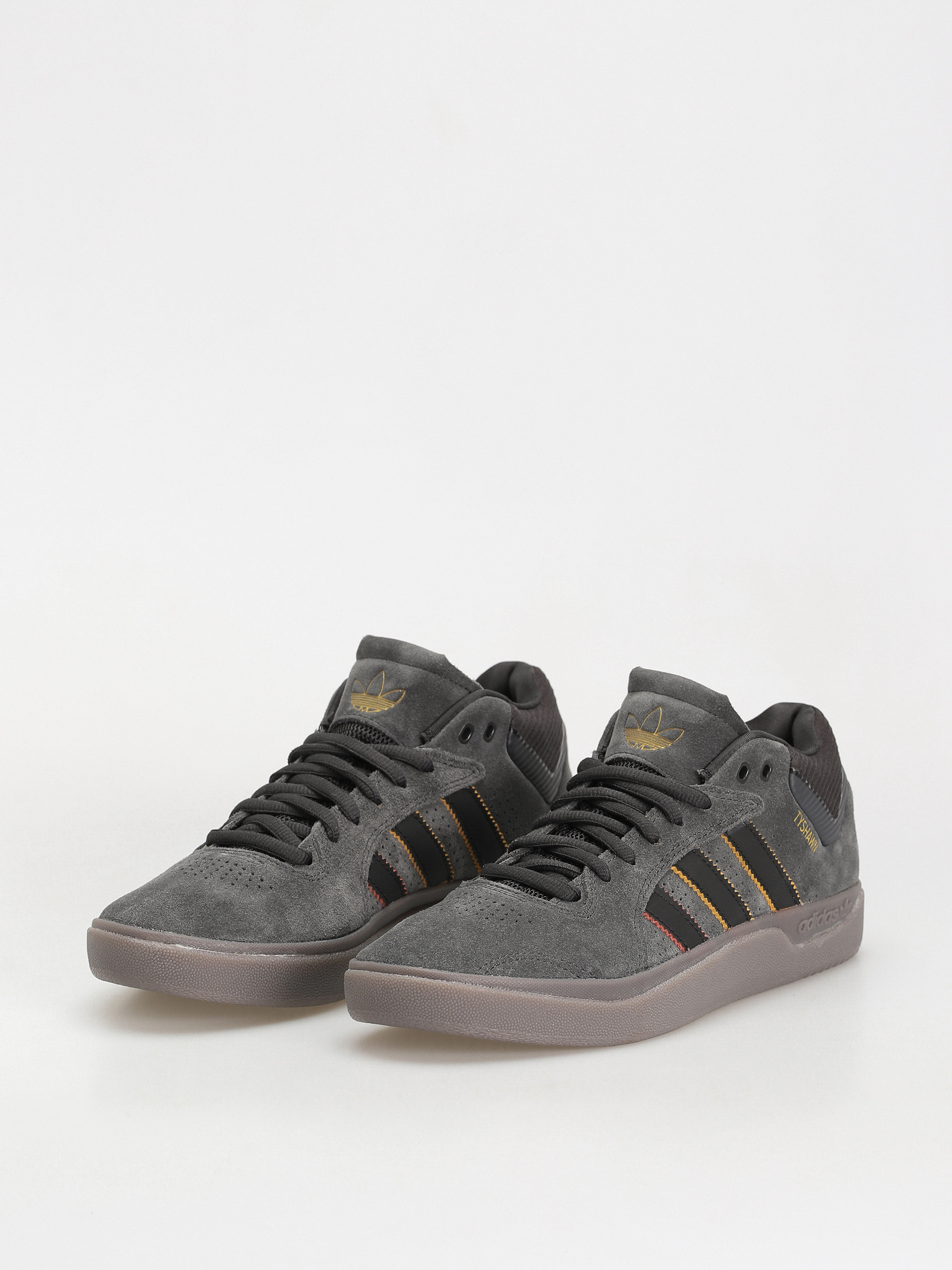 adidas Tyshawn Cipők (carbon/cblack/prebrn)