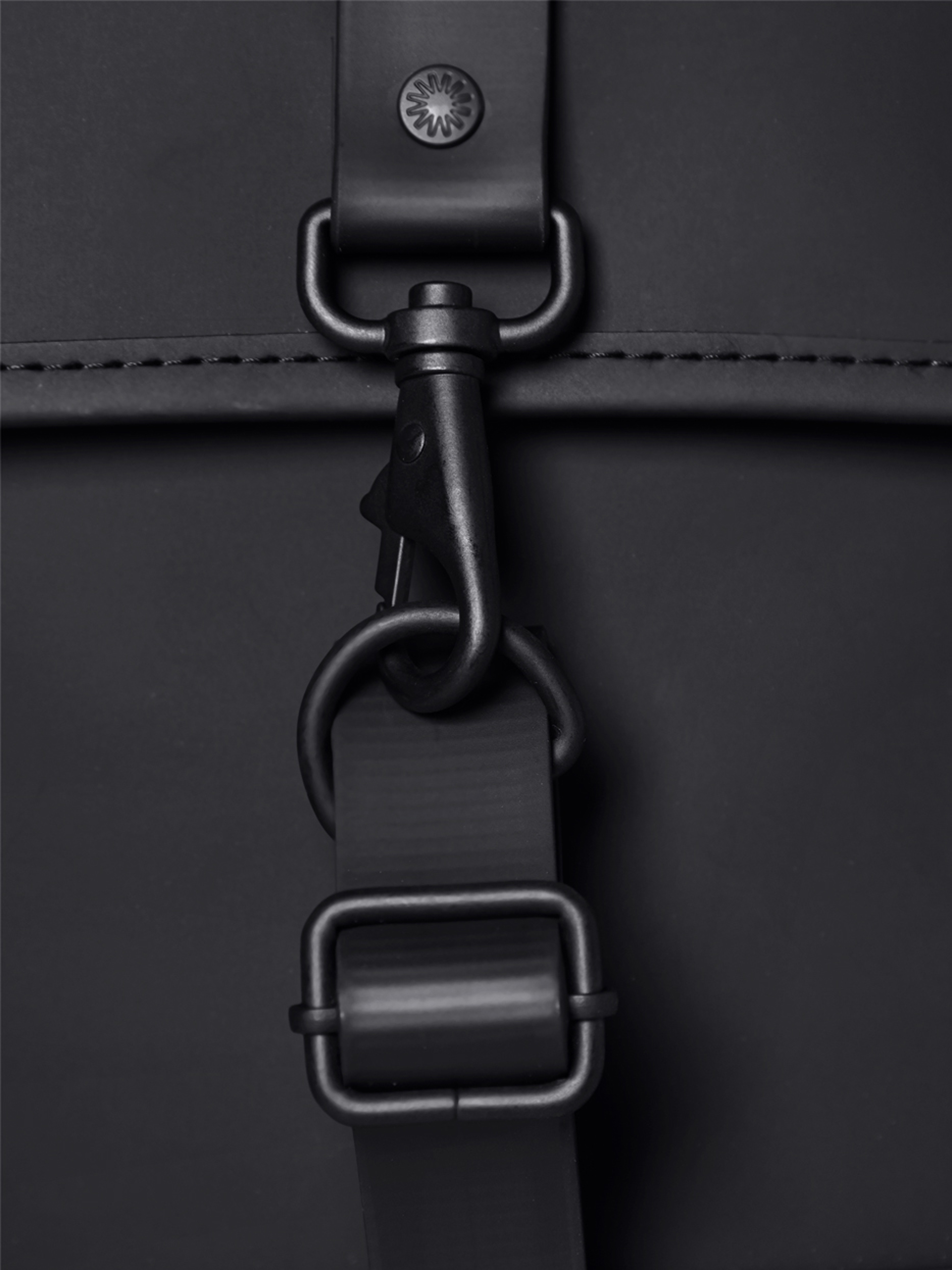 Rains Rucksack Cargo Hátizsák (black)