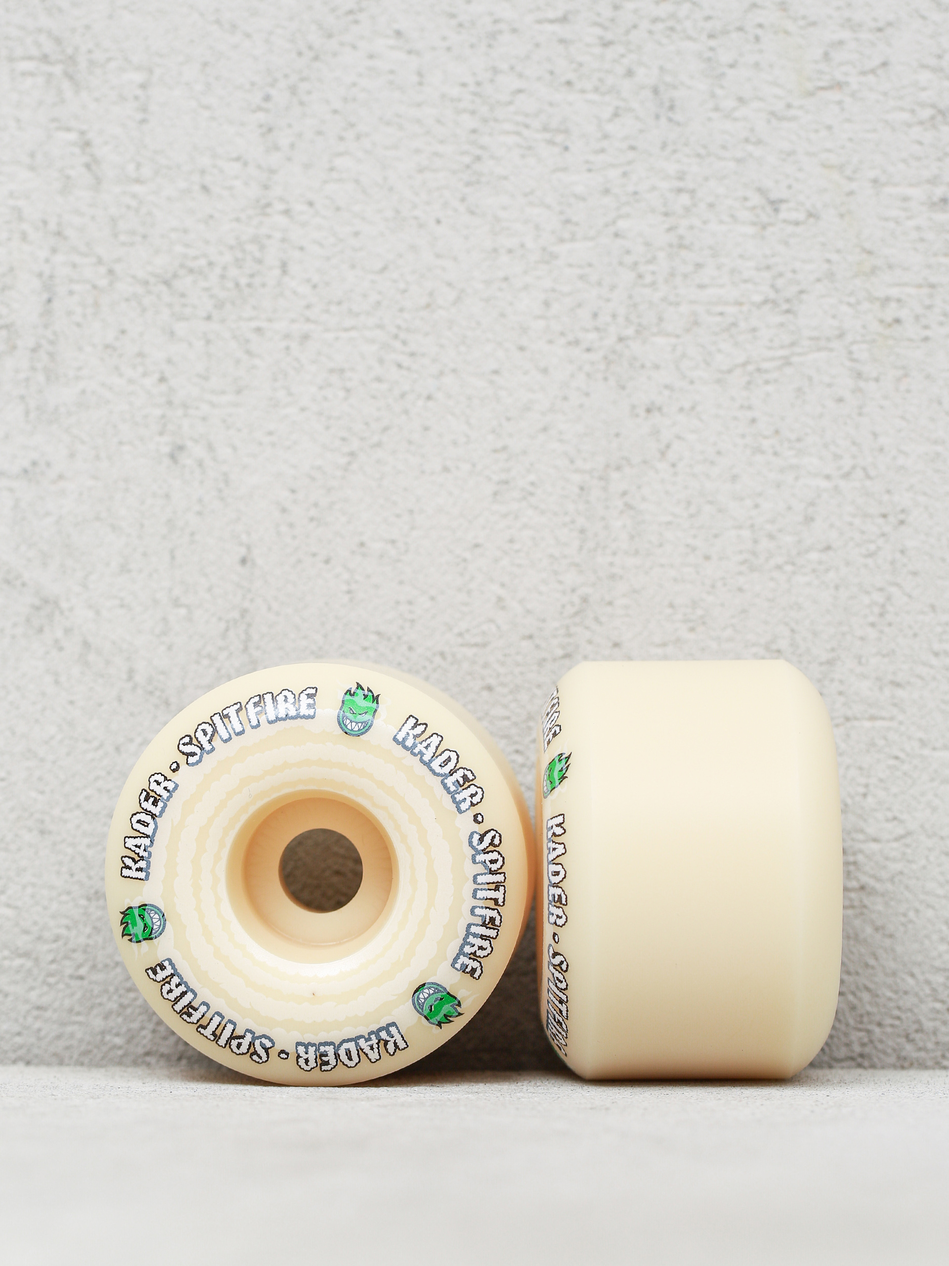 Spitfire F4 99D Kader Puffs Radial Full Gördeszka kerék (white/green)