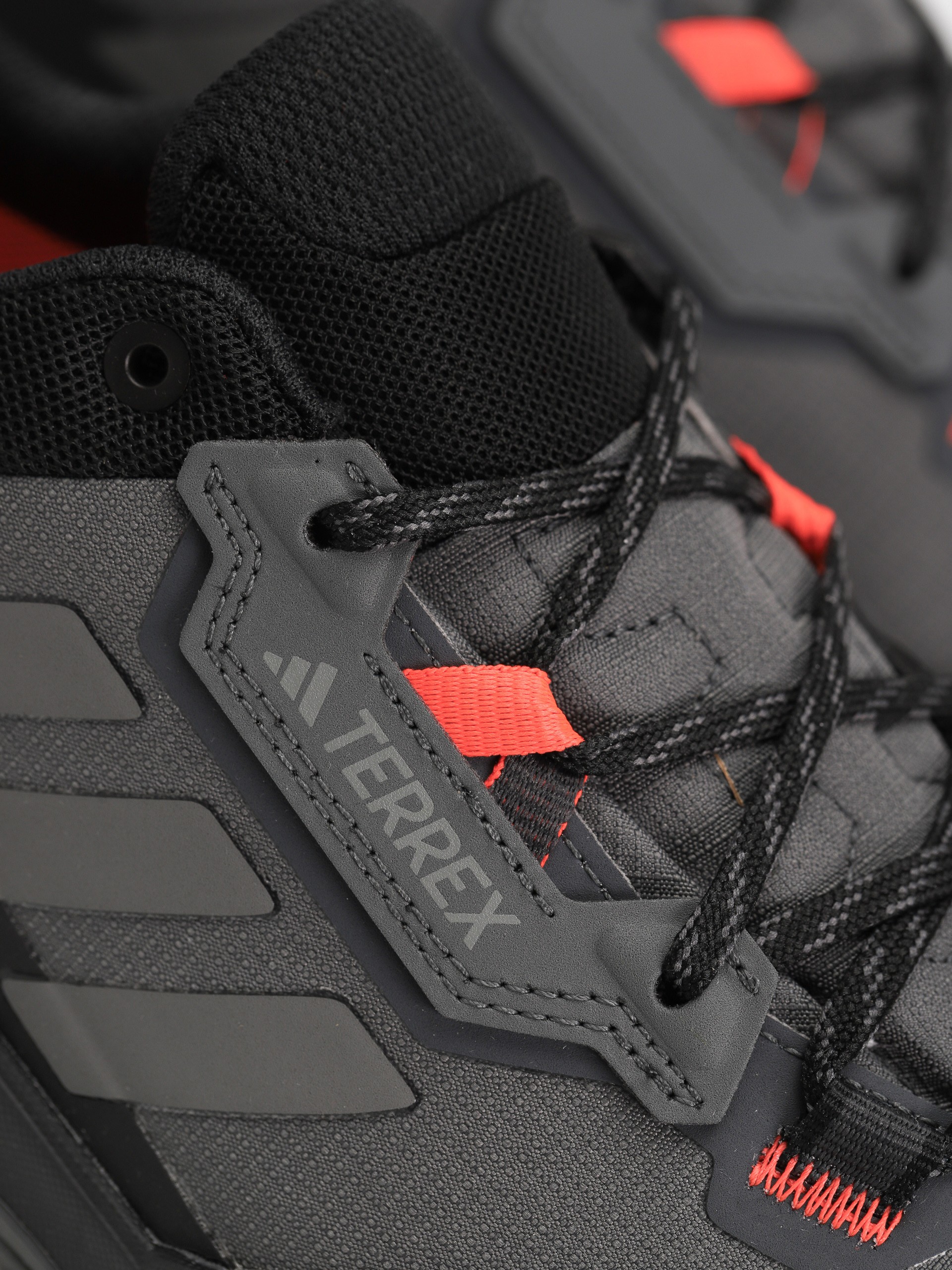 adidas Originals Terrex Ax4 Gtx Cipők (gresix/grefou/solred)