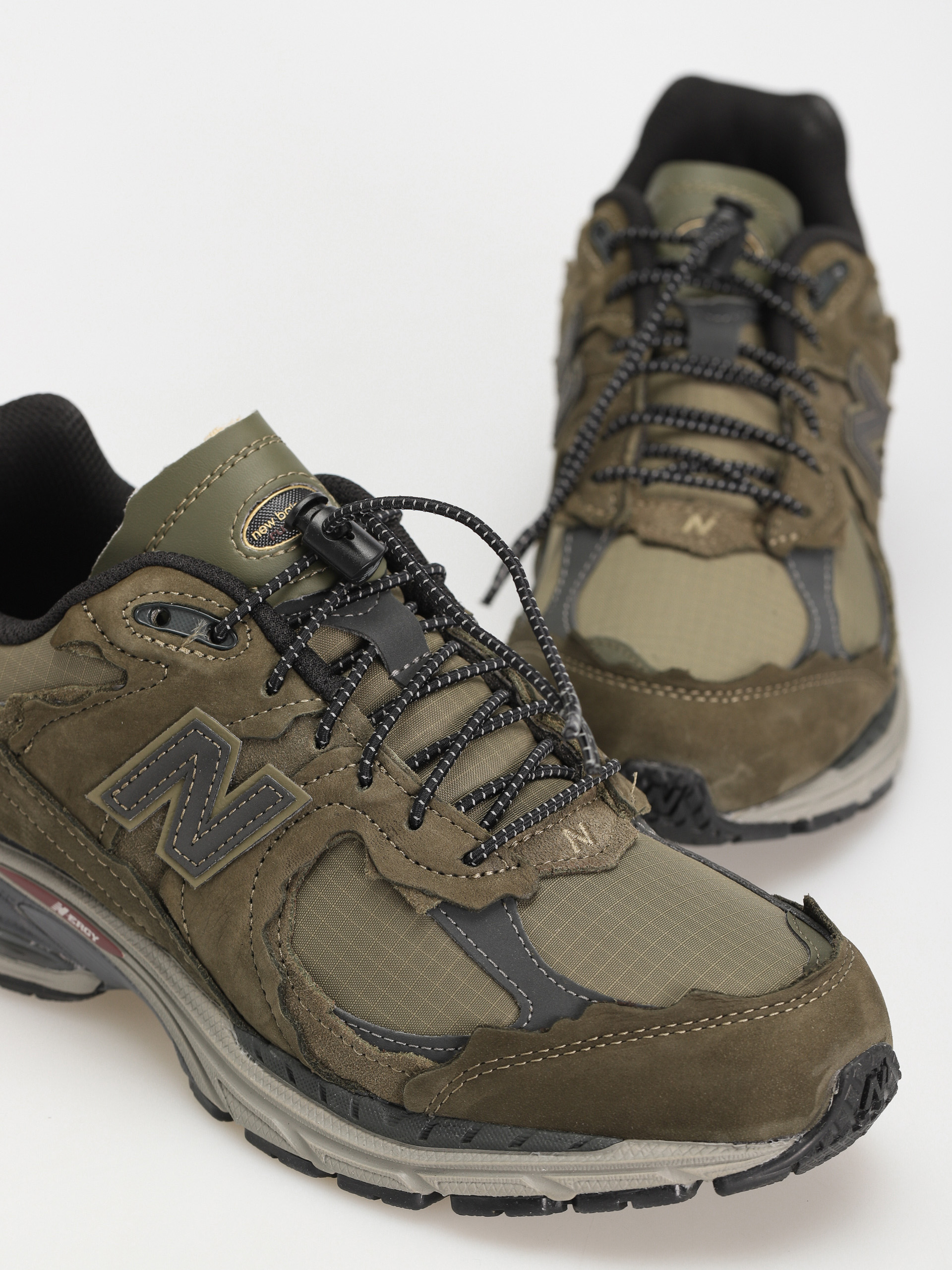 New Balance 2002 Cipők (dark moss)