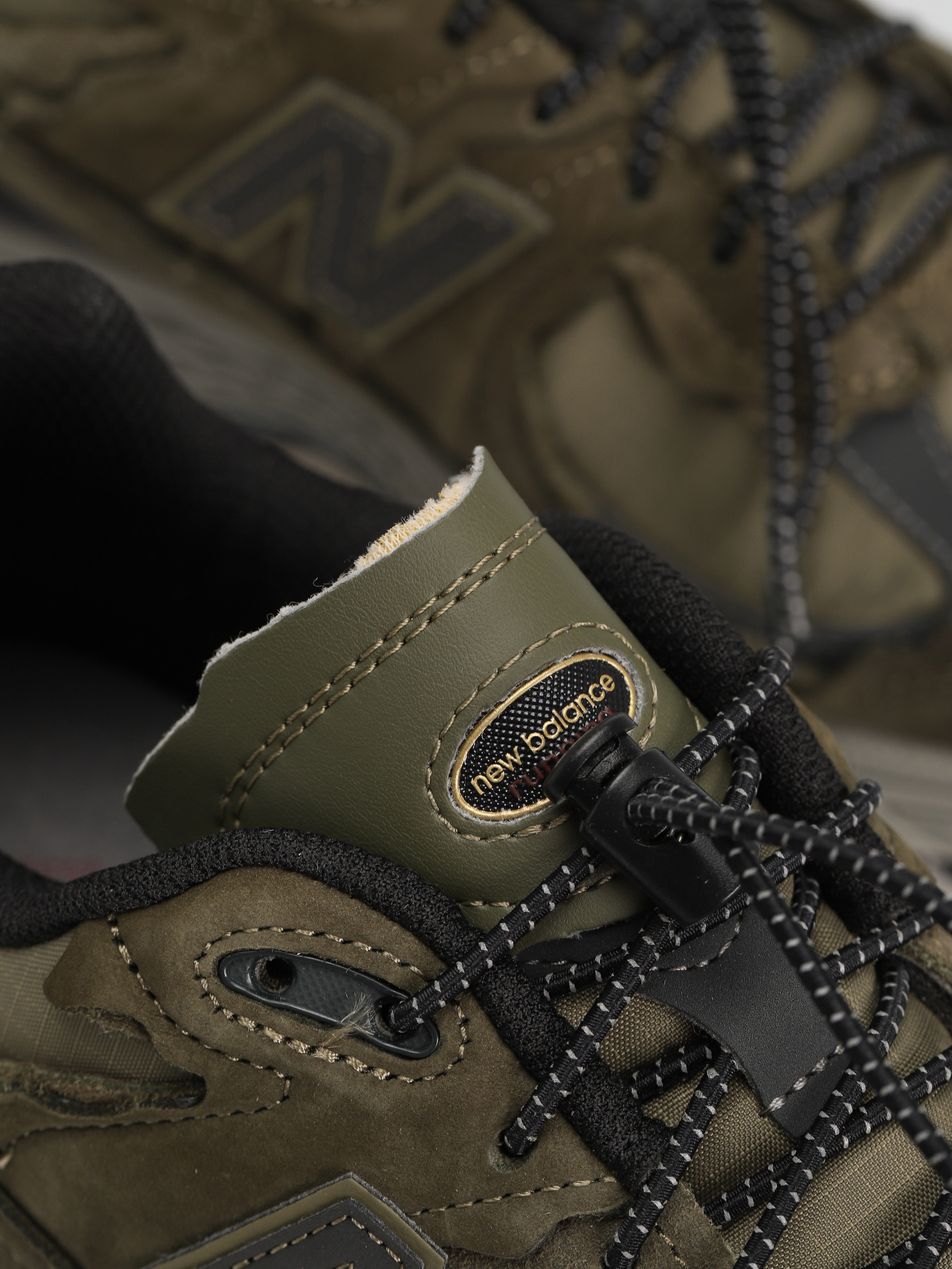 New Balance 2002 Cipők (dark moss)