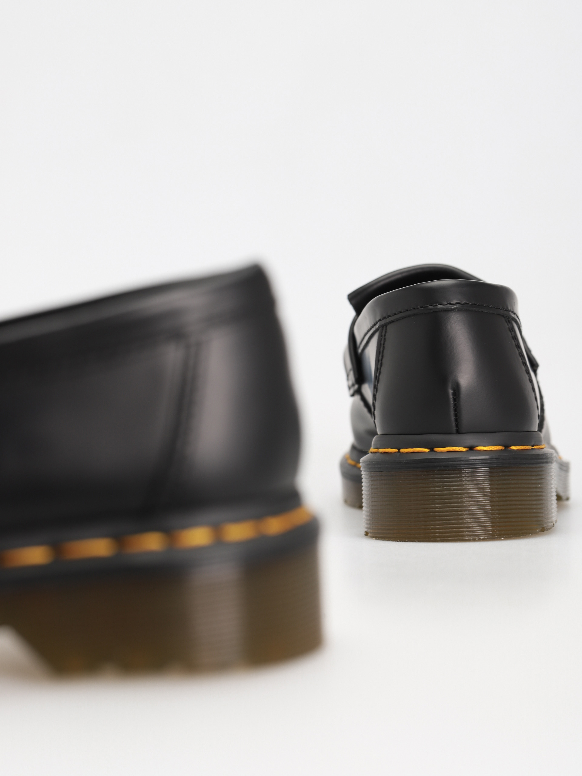 Dr. Martens Adrian YS Cipők (black smooth)