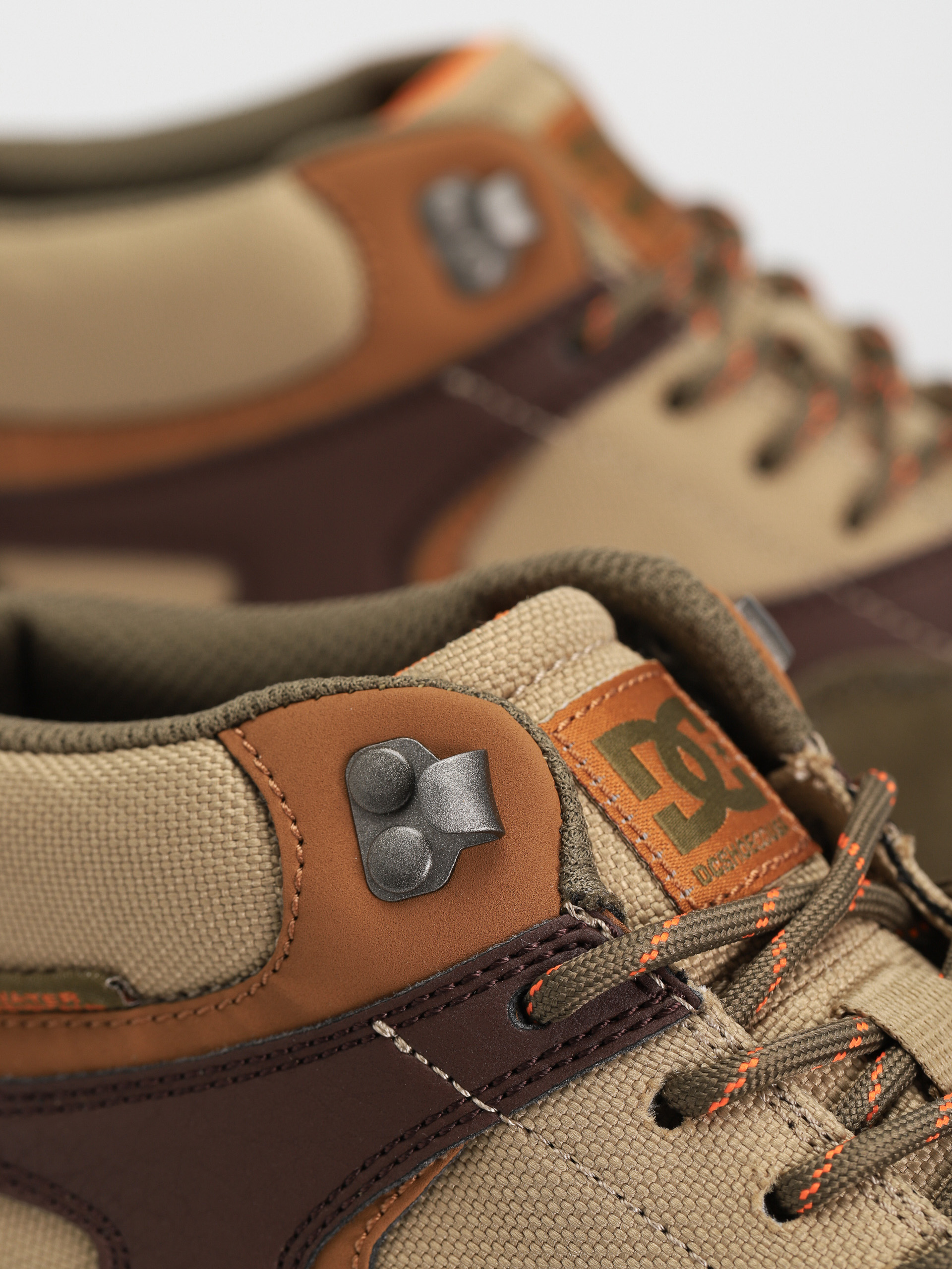 DC Kalis Mid Wnt Cipők (brown/dk chocolate)