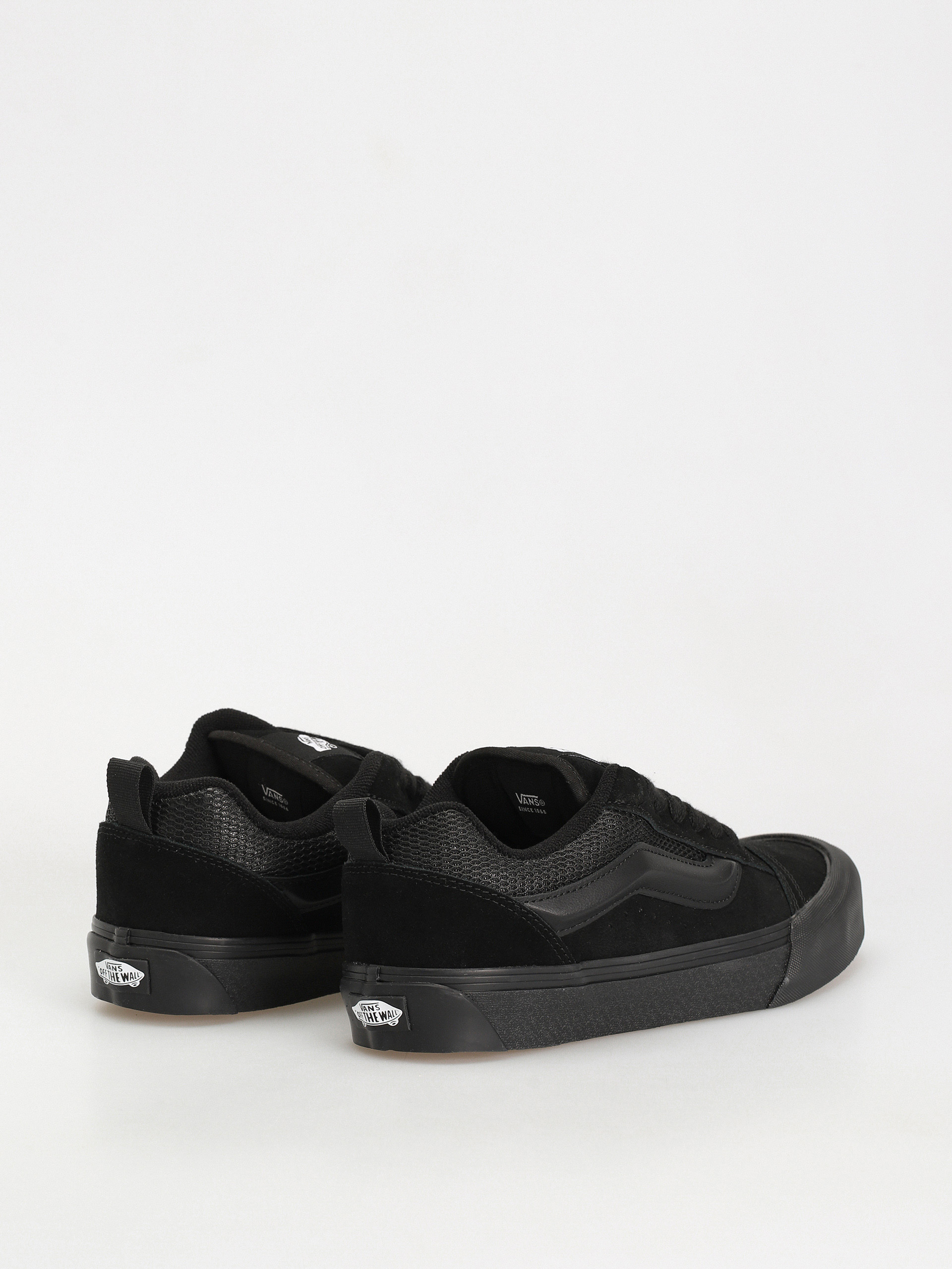 Vans Knu Skool Cipők (black/black)