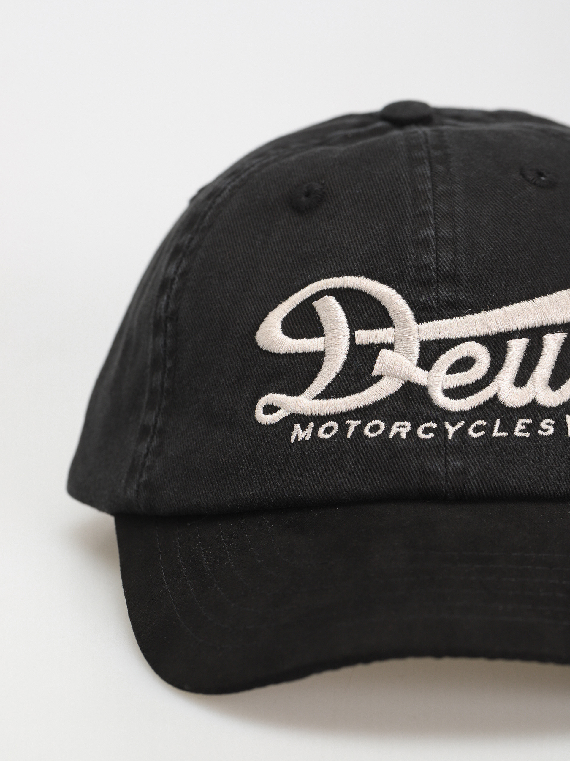 Deus Ex Machina Relief Dad Cap Baseball sapka (black)
