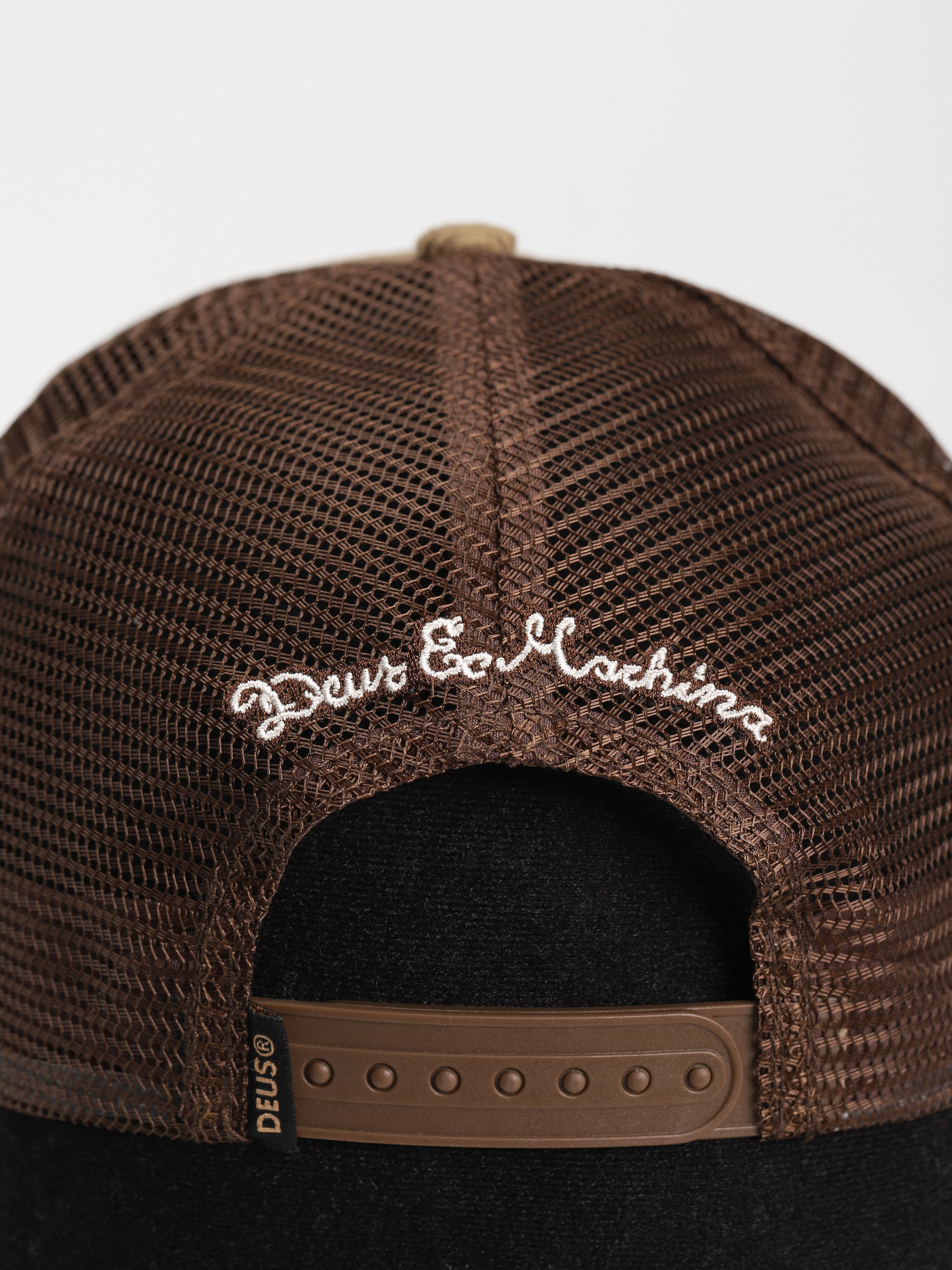 Deus Ex Machina Shield Cord Trucker Baseball sapka (tobacco)