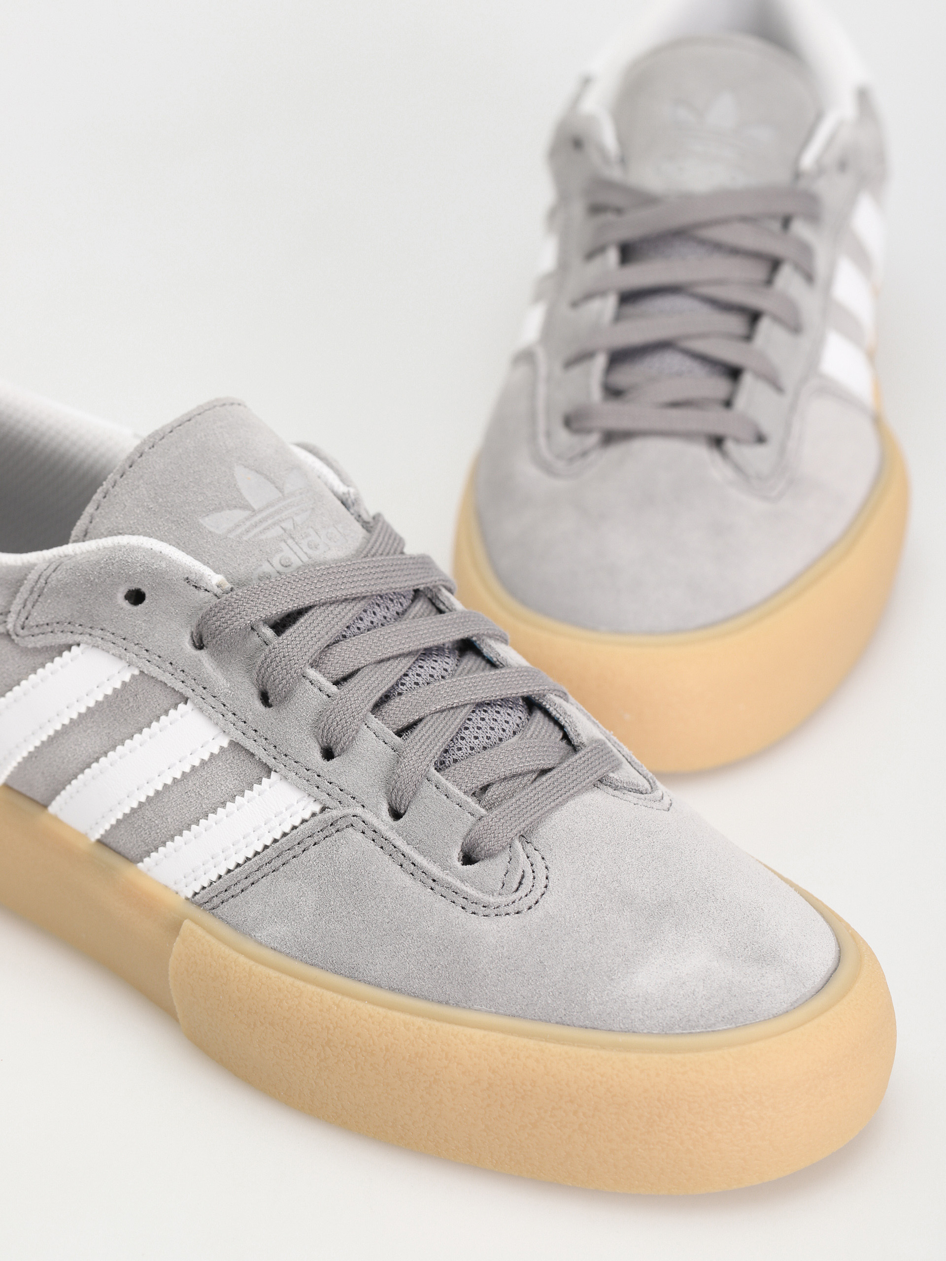 adidas Matchbreak Super Cipők (grethr/ftwwht/gum3)