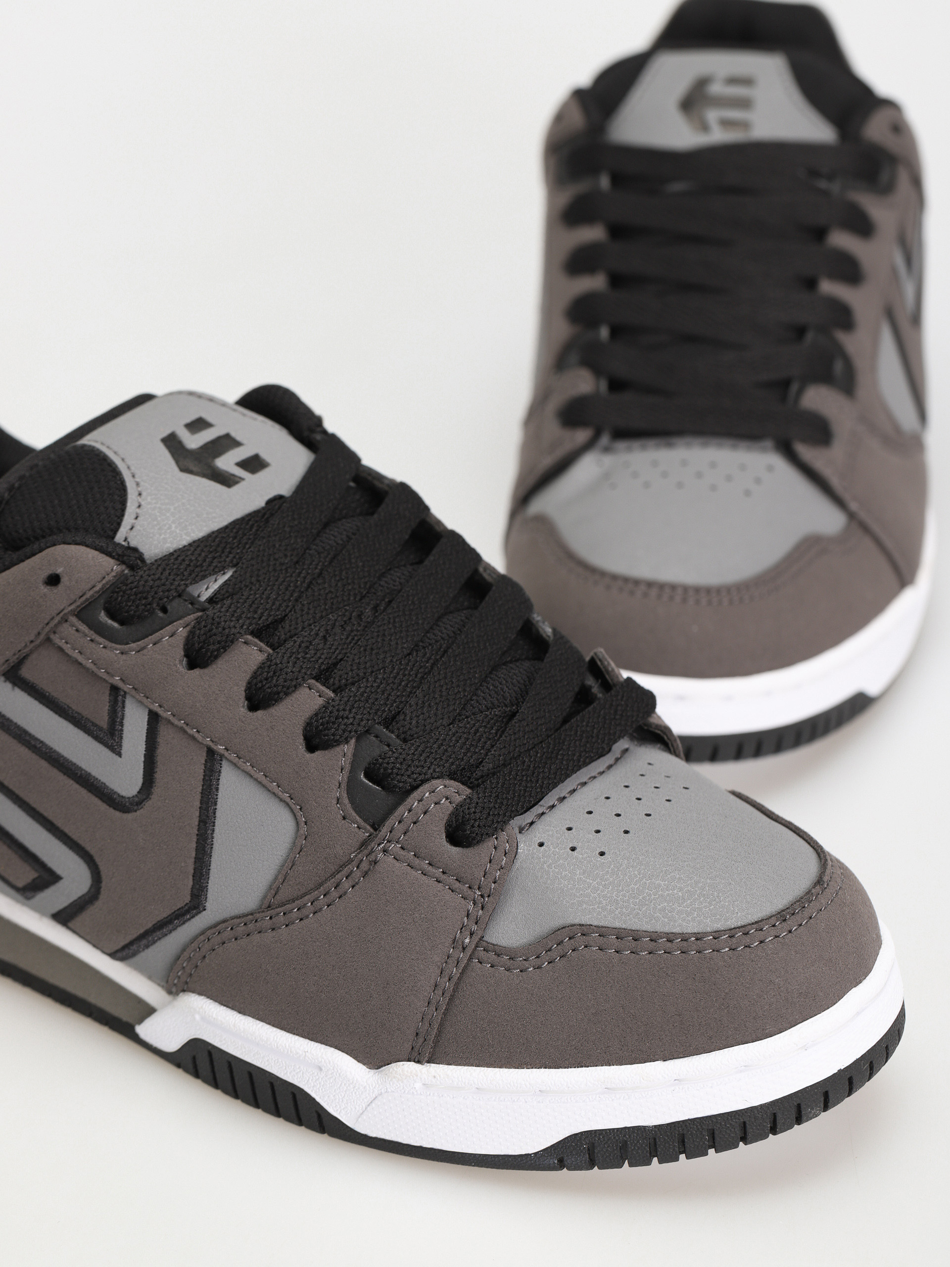 Etnies Faze Cipők (grey/black)