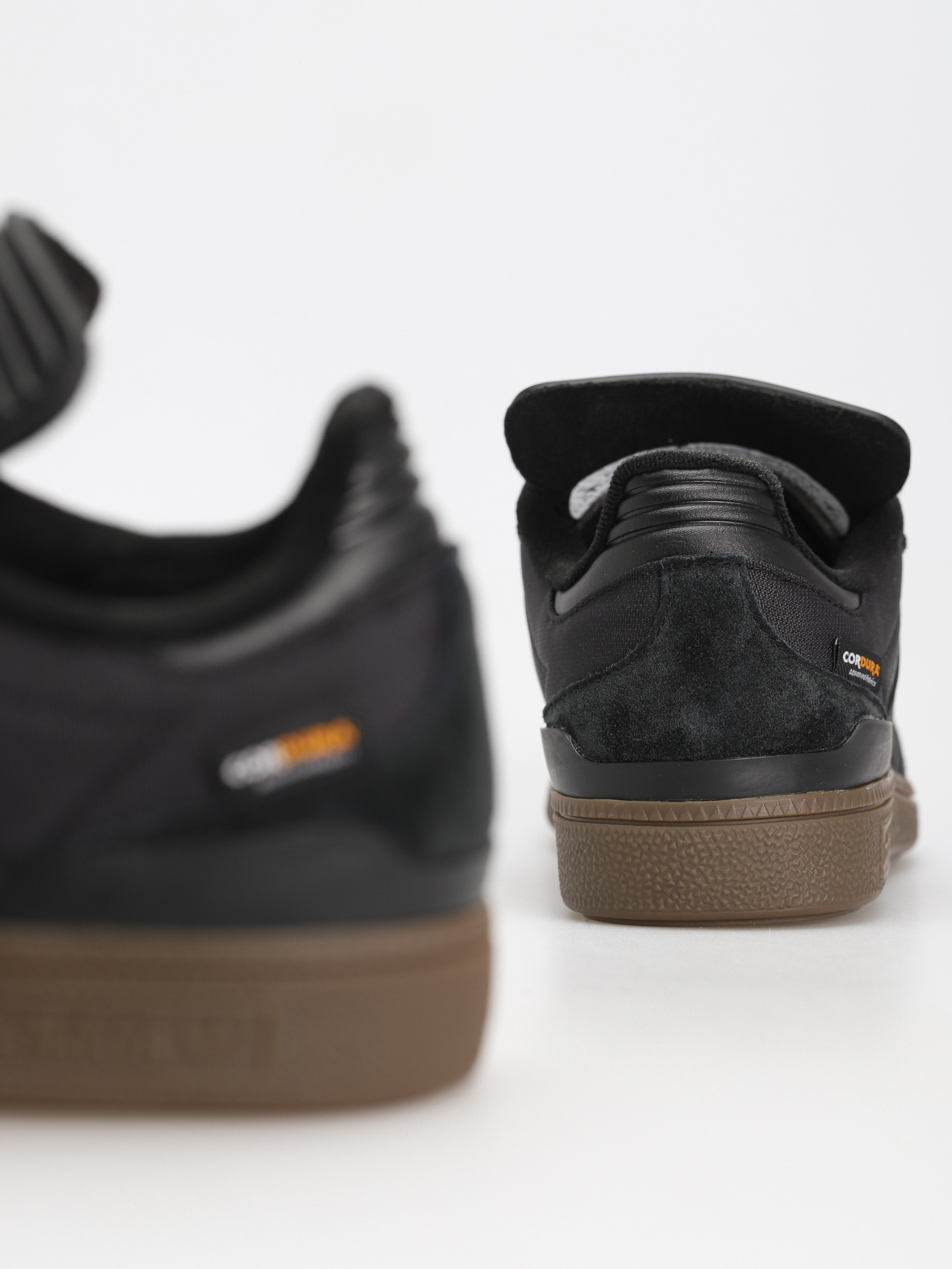 adidas Busenitz Cipők (cblack/cblack/gum5)