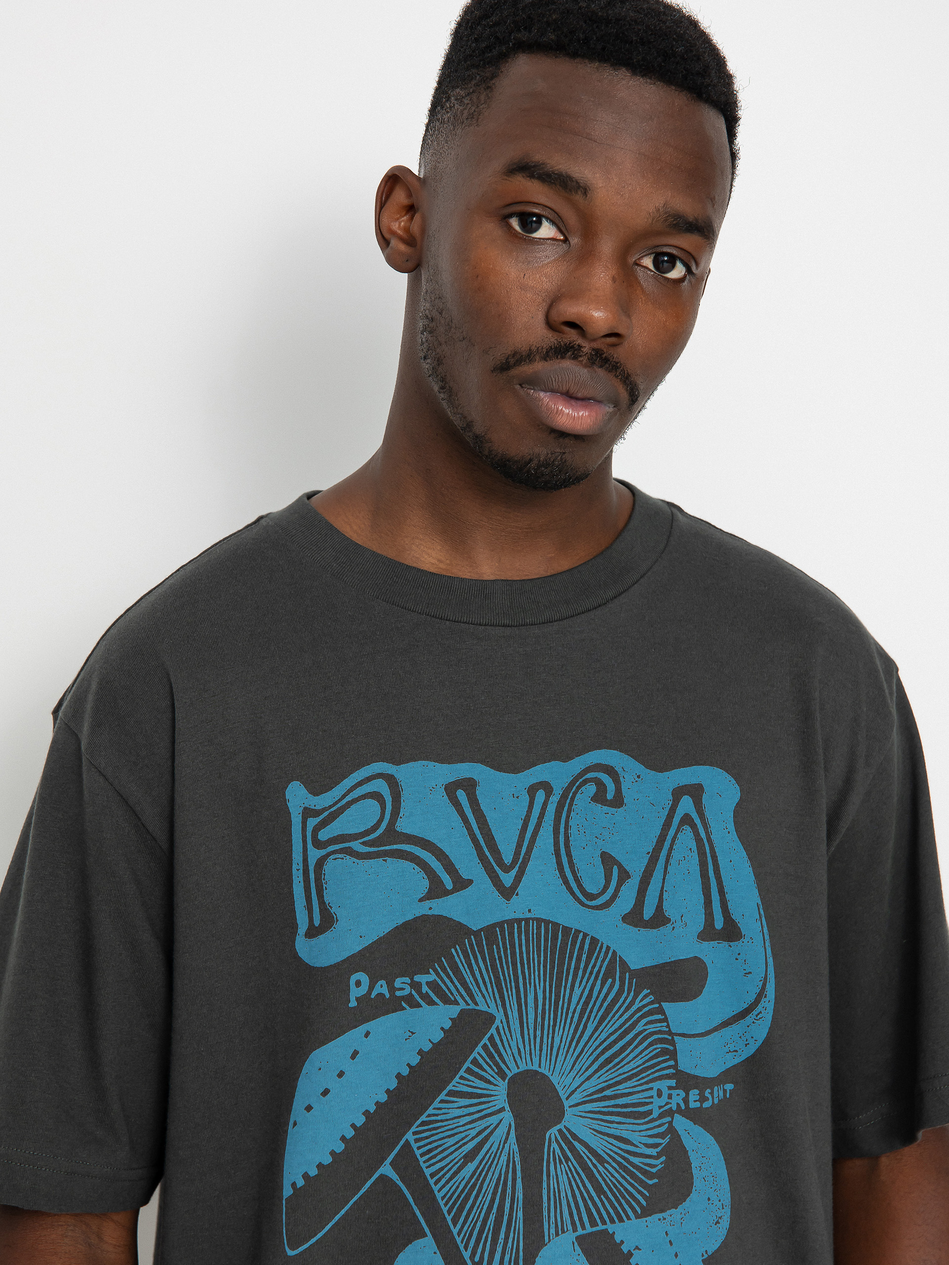 RVCA Leave Behind Ujjatlan felső (pirate black)