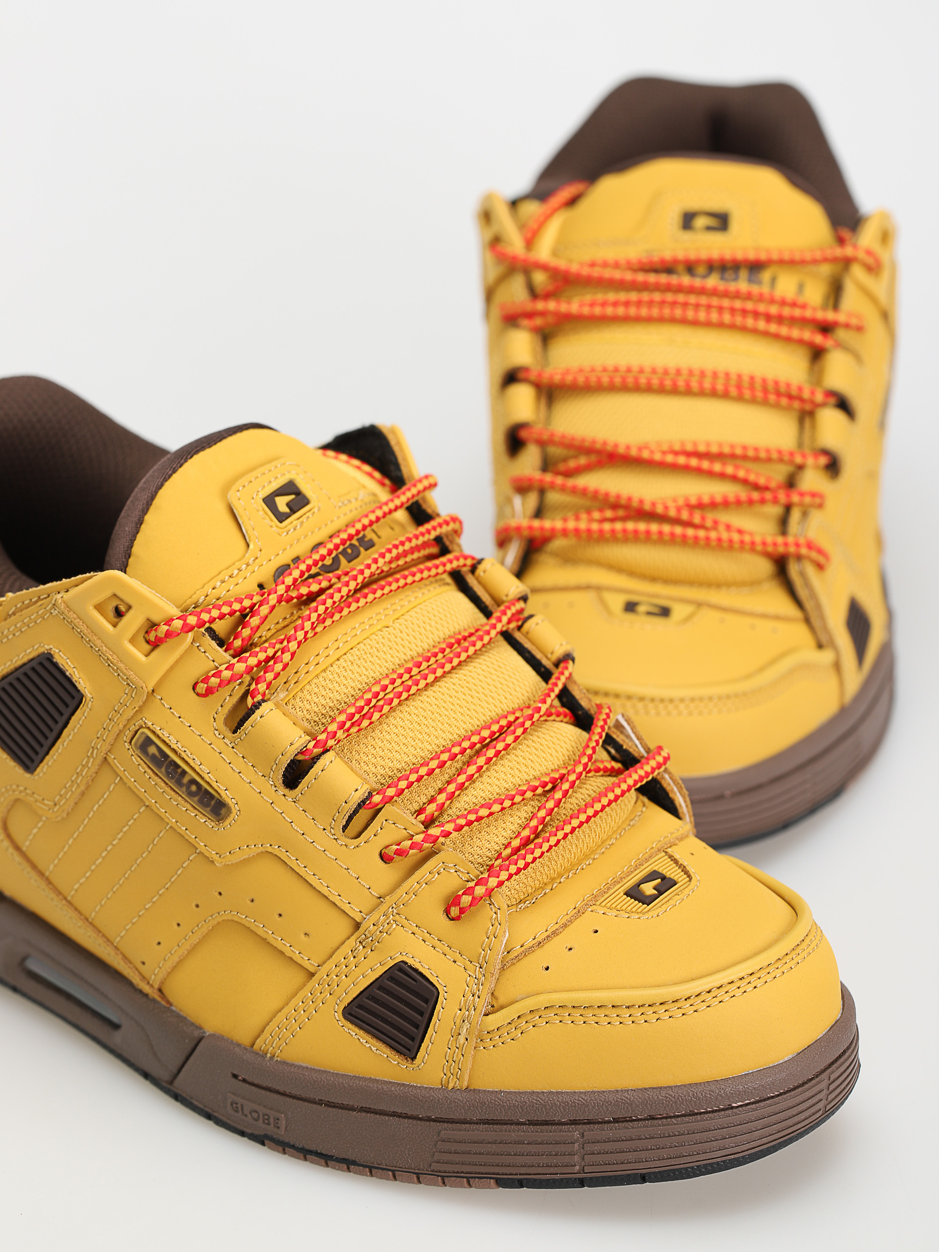 Globe Sabre Cipők (wheat/dark oak)