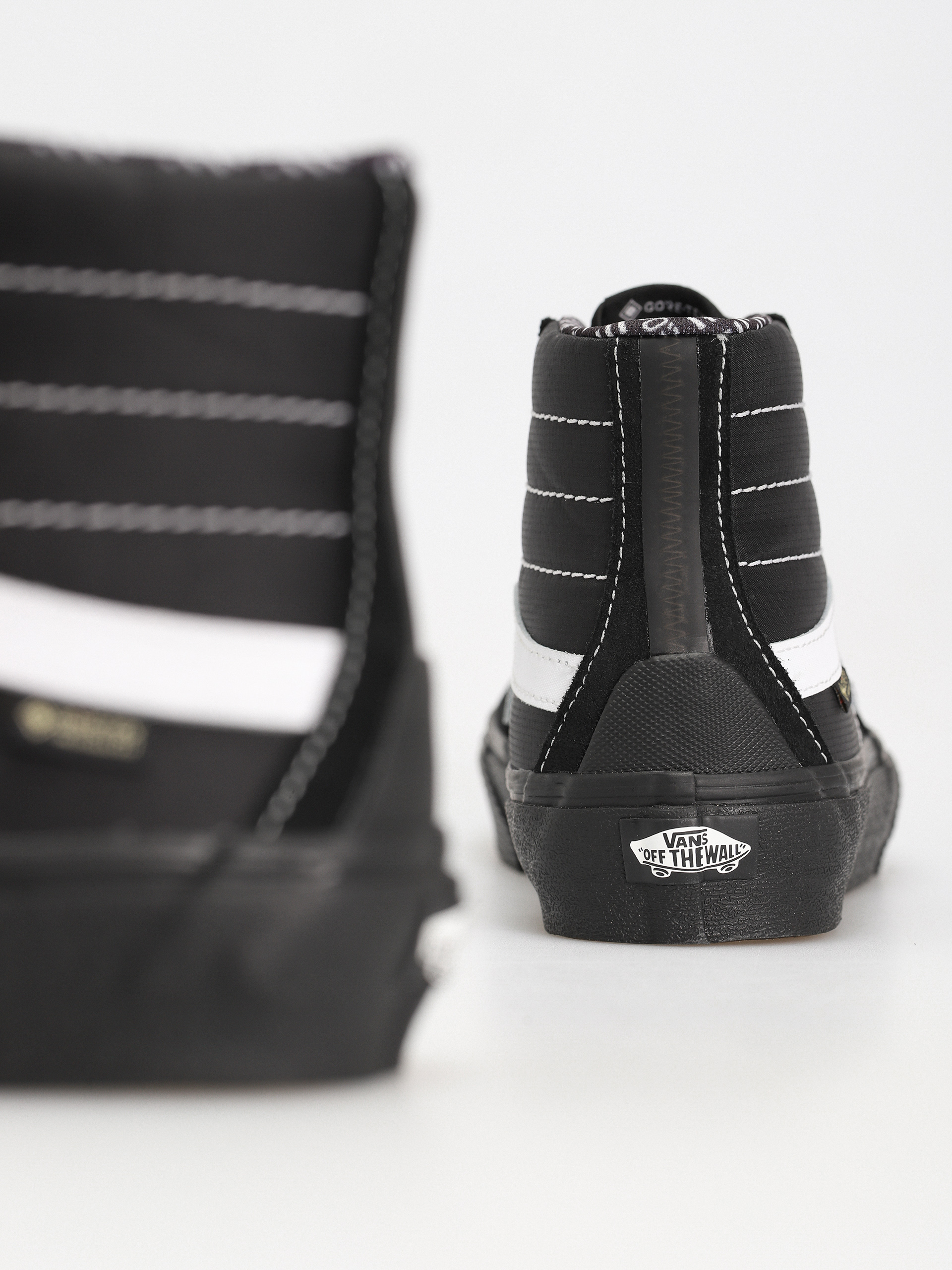 Vans Sk8 Hi Gore Tex Cipők (gore tex black)