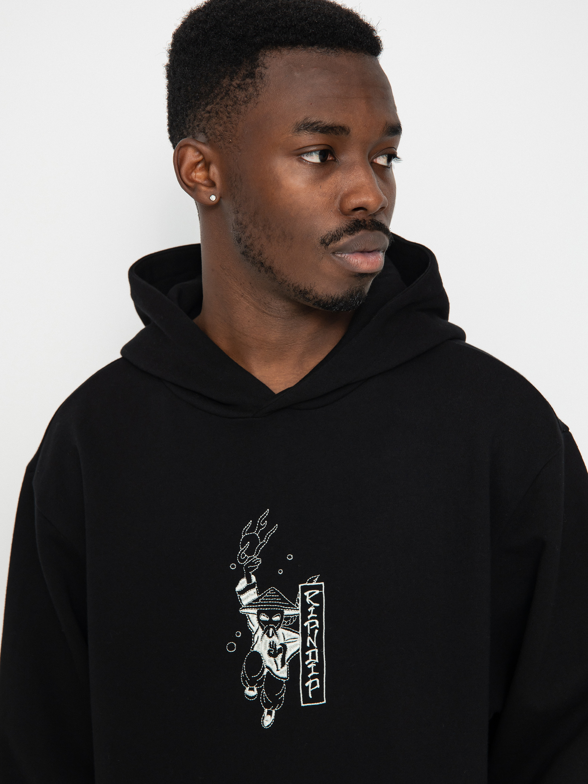 RipNDip Ryu HD Kapucnis pulóver (black)