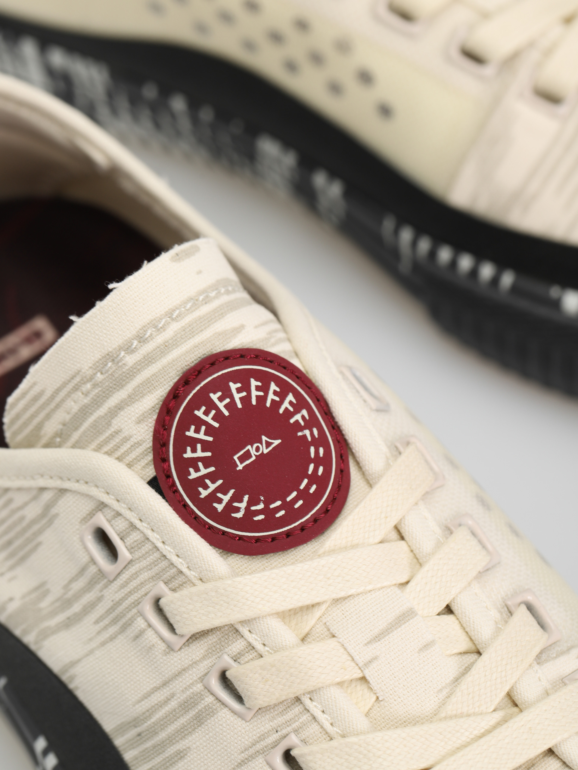 Globe Gillette Cipők (cream/graphite/former)