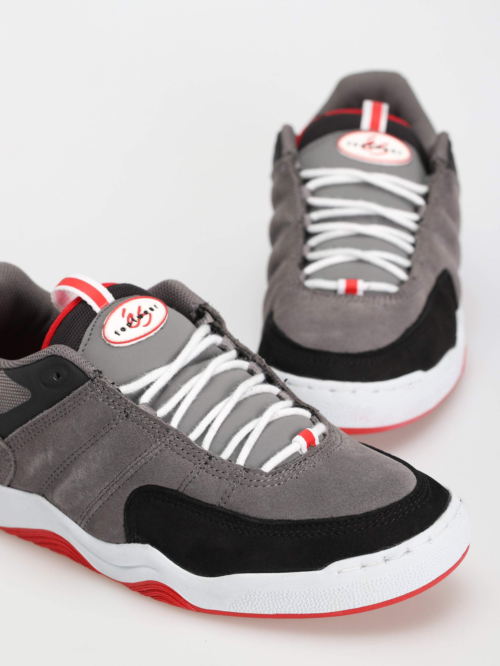 eS Evant Cipők (grey/black/red)