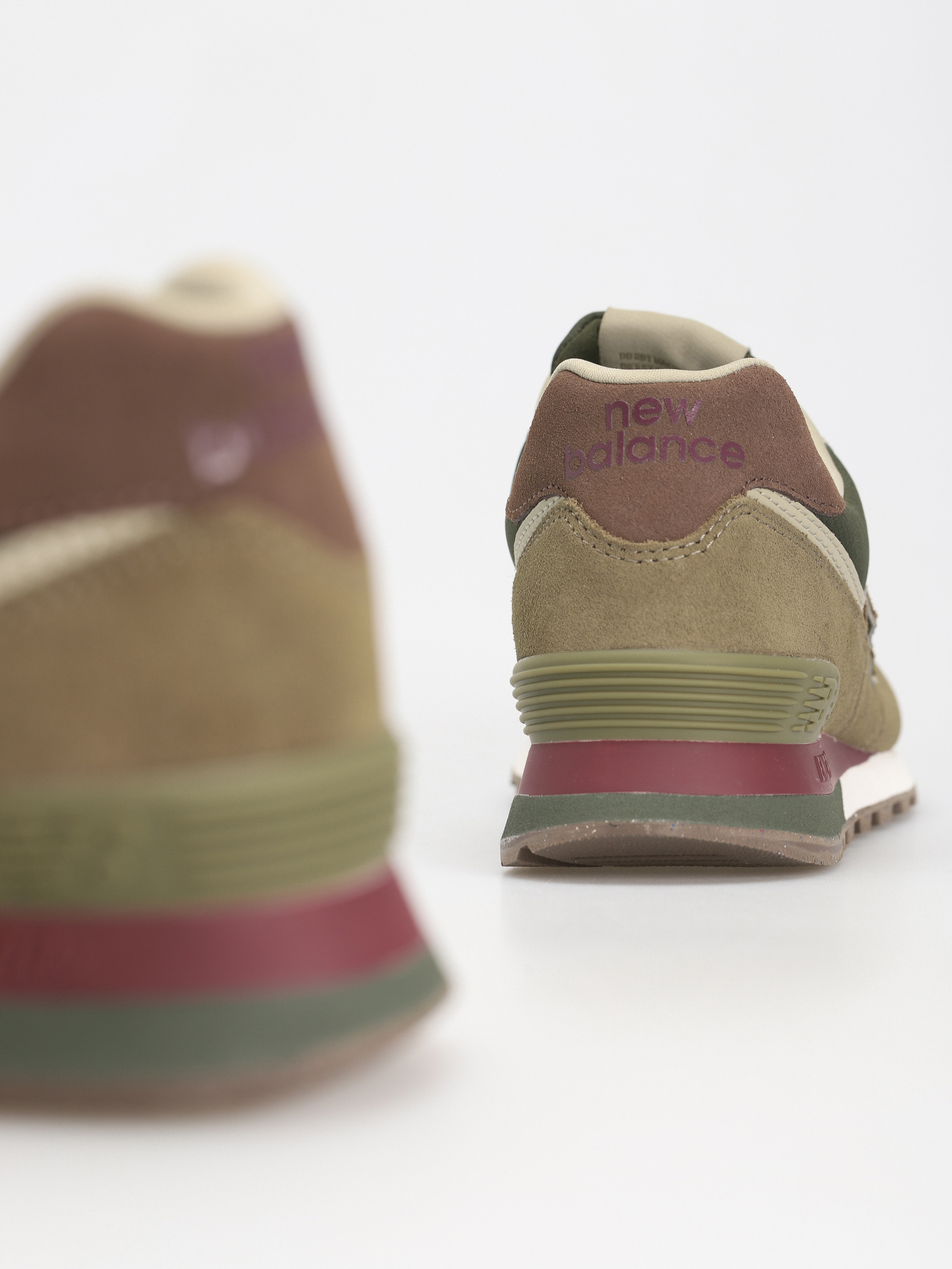 New Balance 574 Cipők (brown)