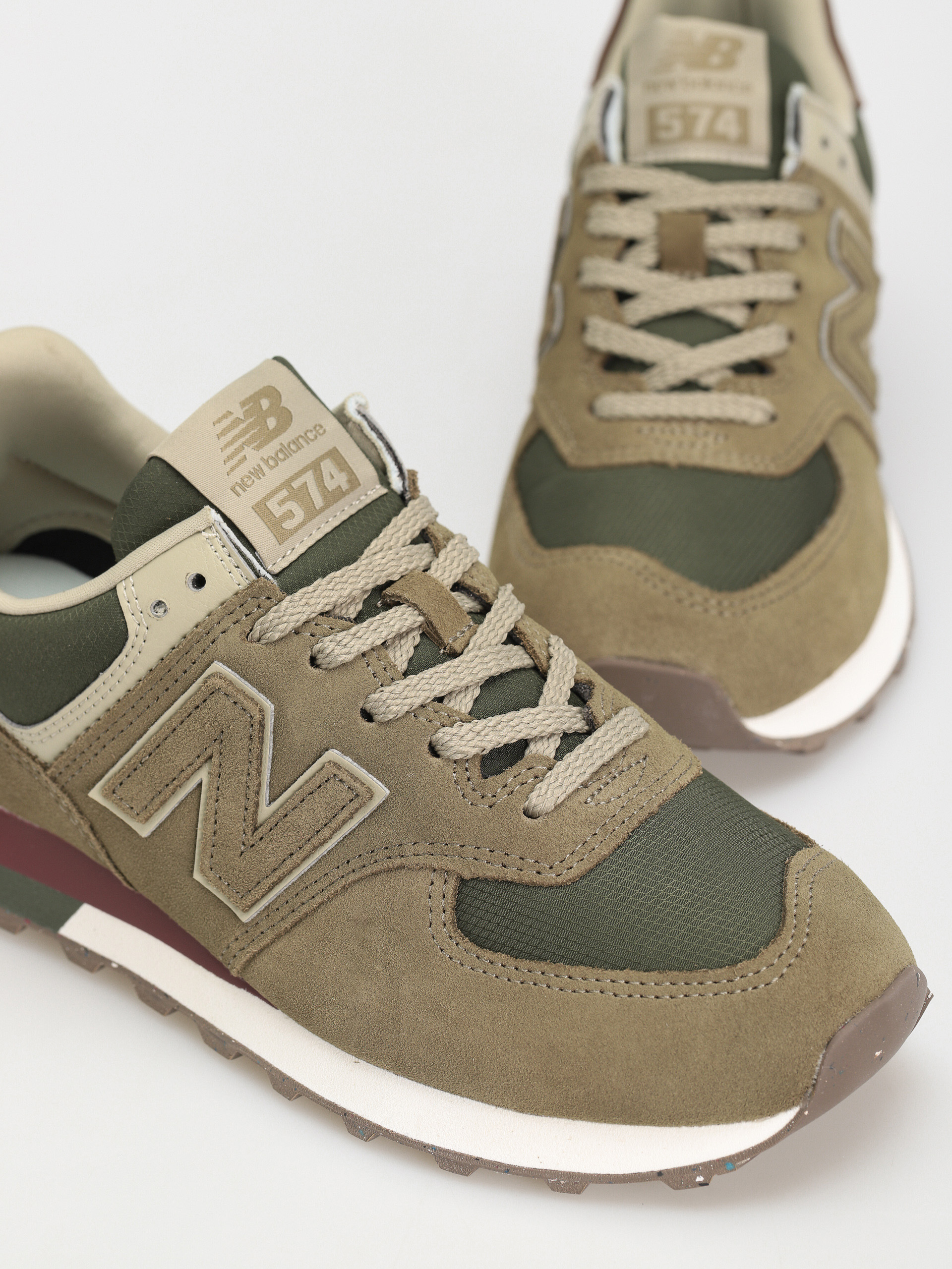 New Balance 574 Cipők (brown)