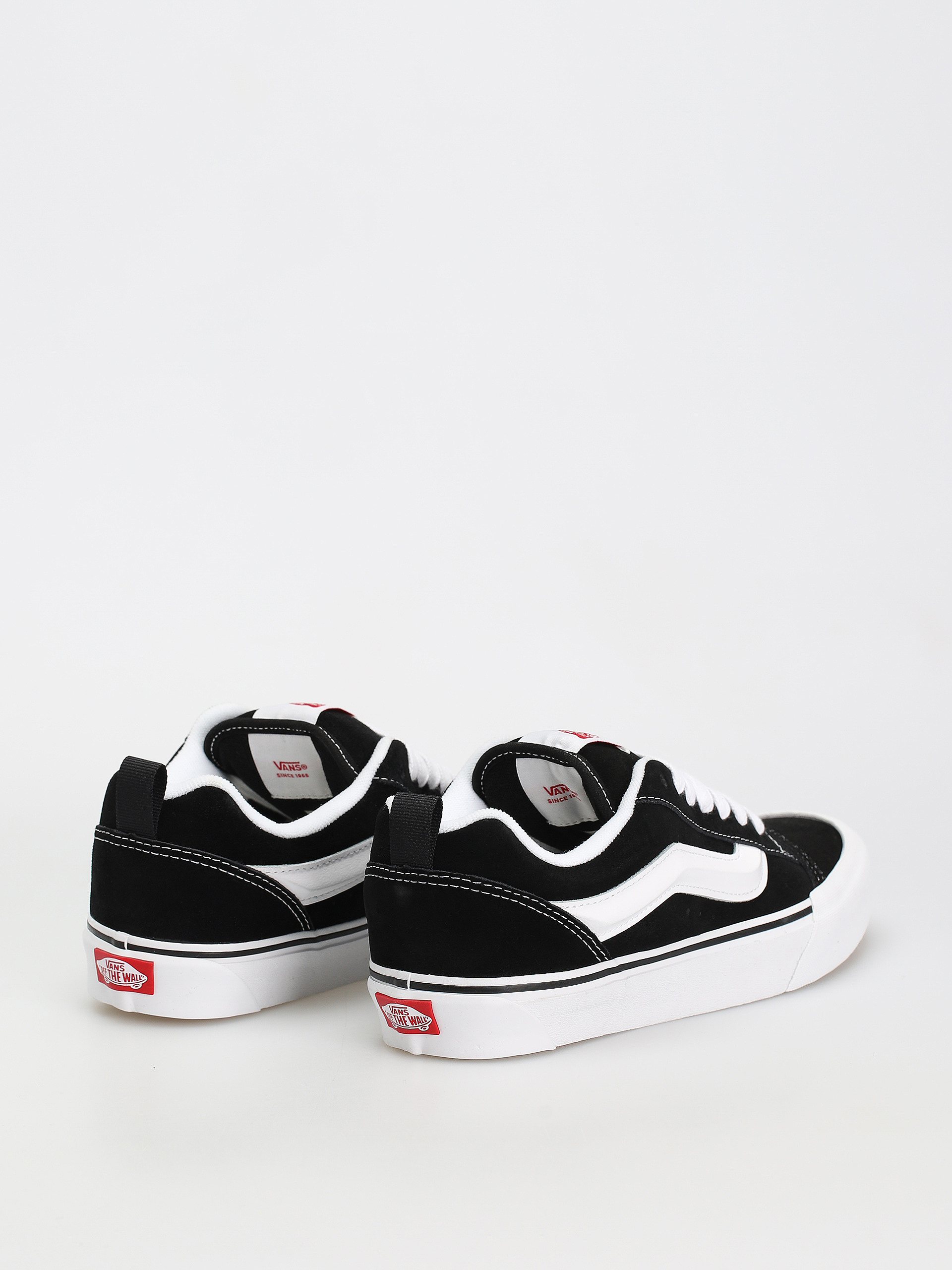 Vans Knu Skool Cipők (black/true white)