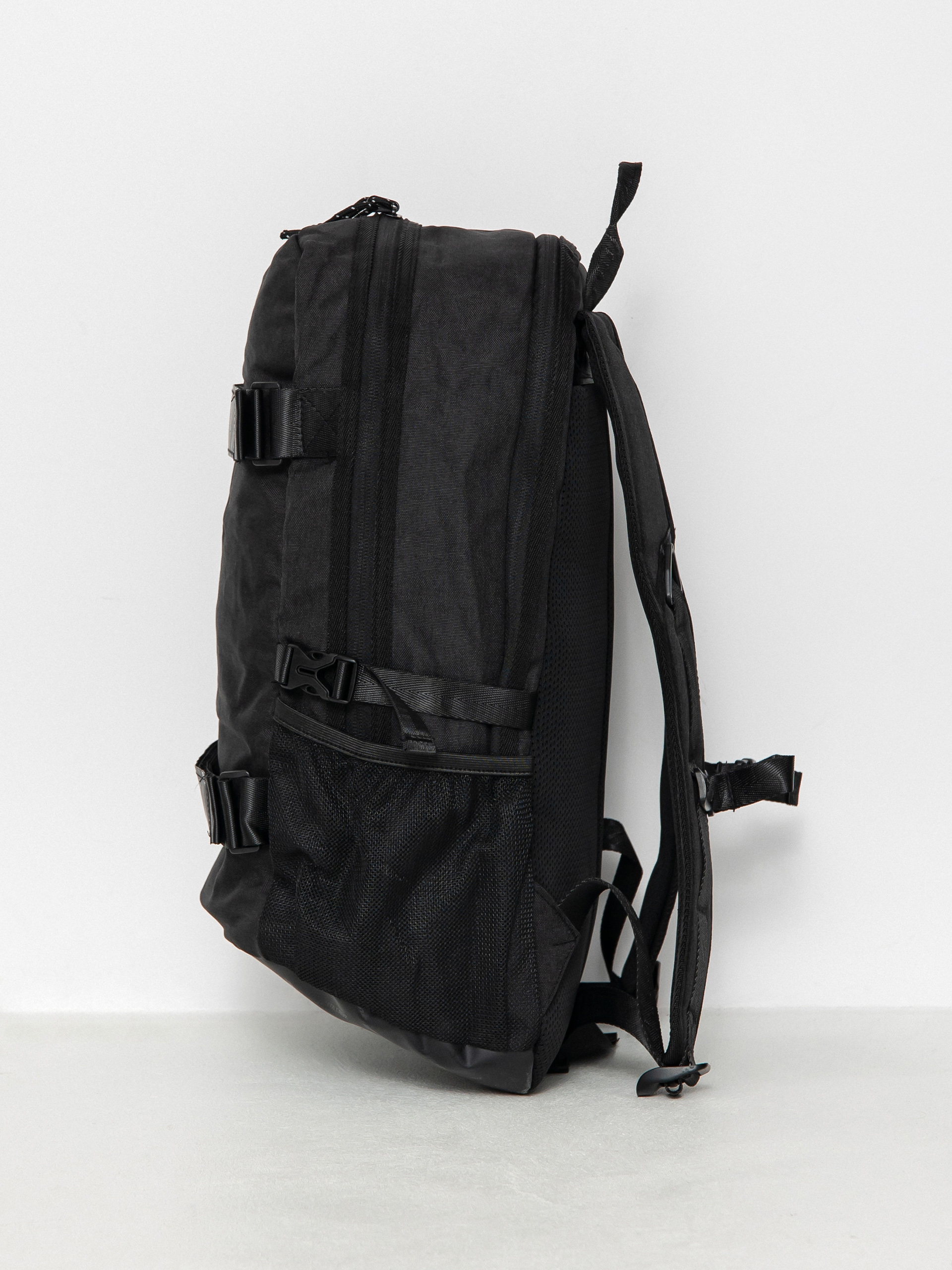 Santa Cruz Sabre Skatepack Hátizsák (black)