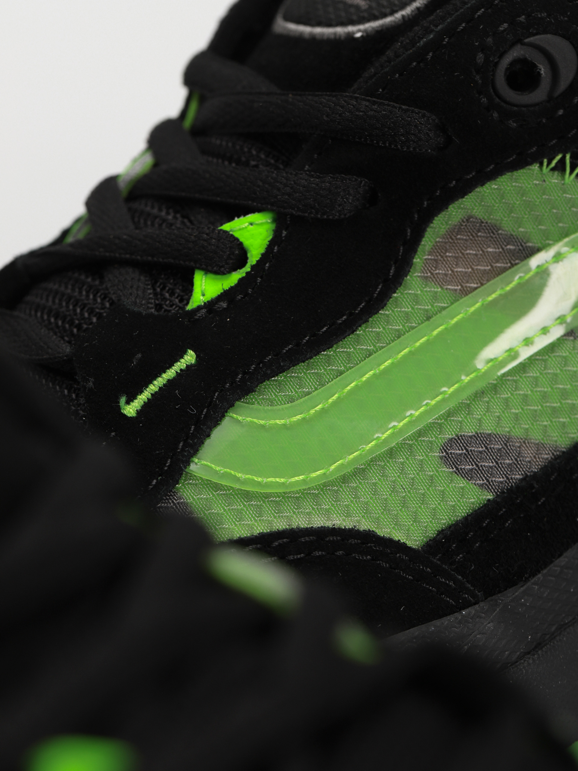 Vans Wayvee Cipők (glow skulls green/black)