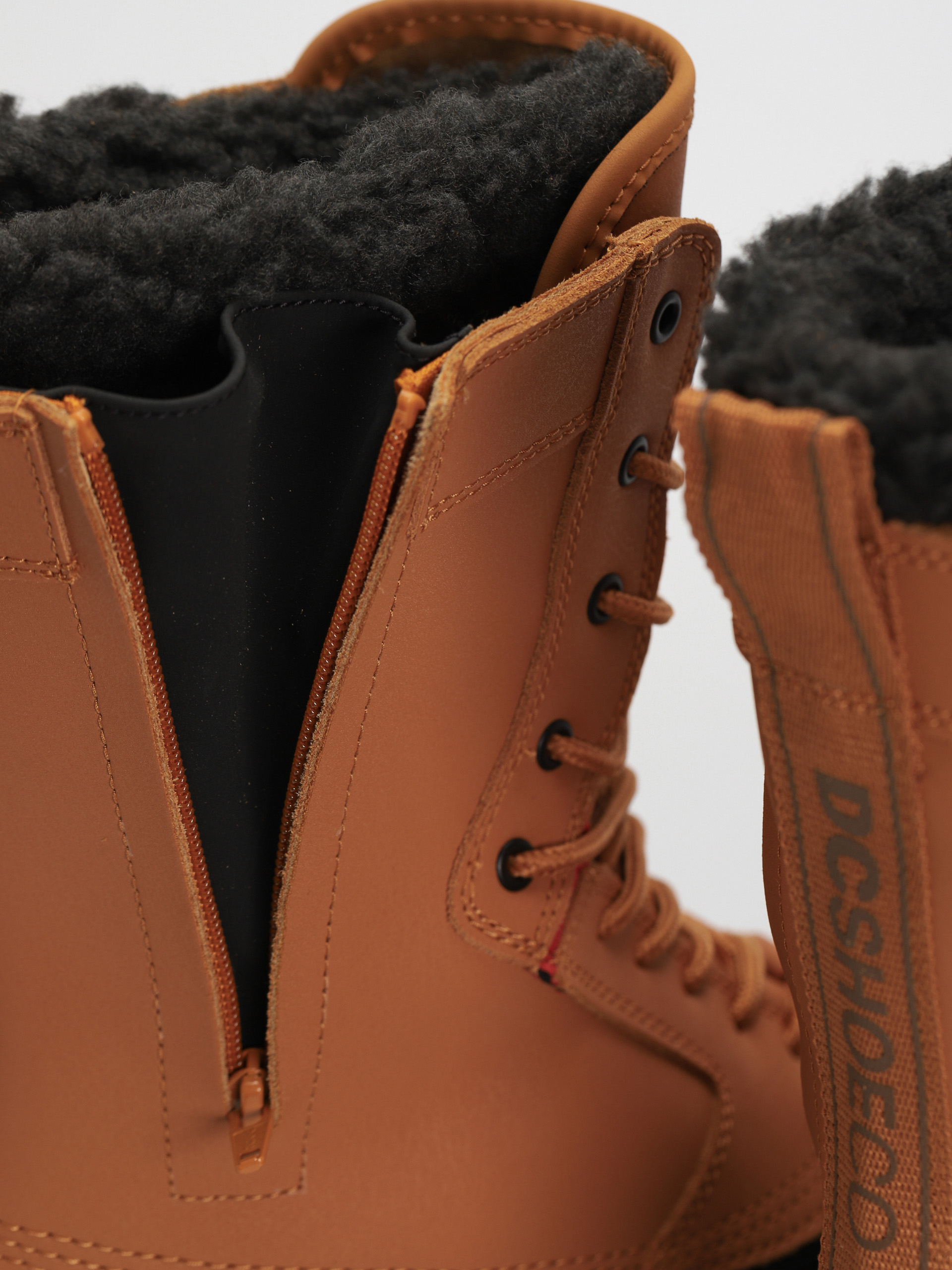 DC Reach Cipők (wheat/black)